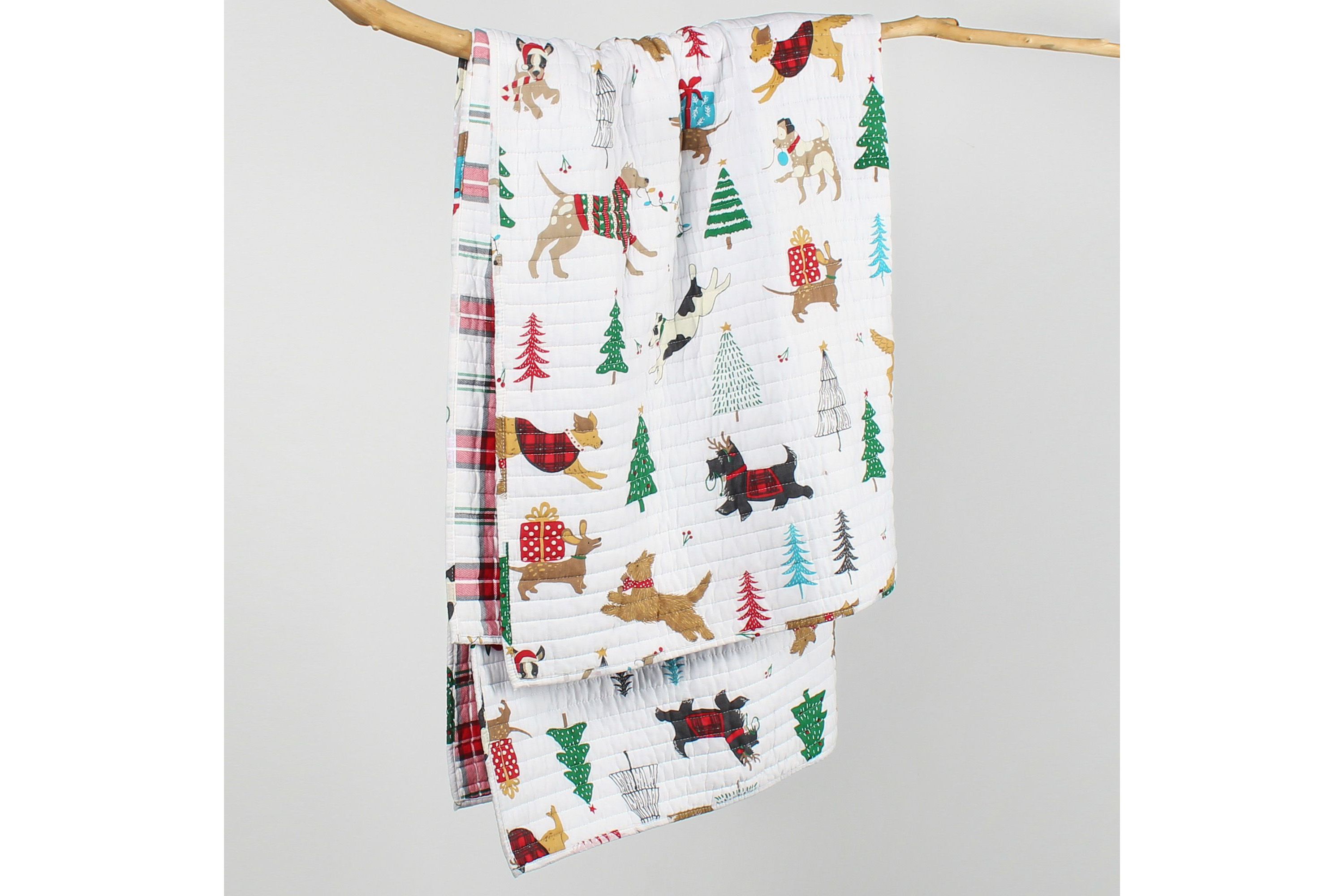 Jingle Paws Quilted Throw