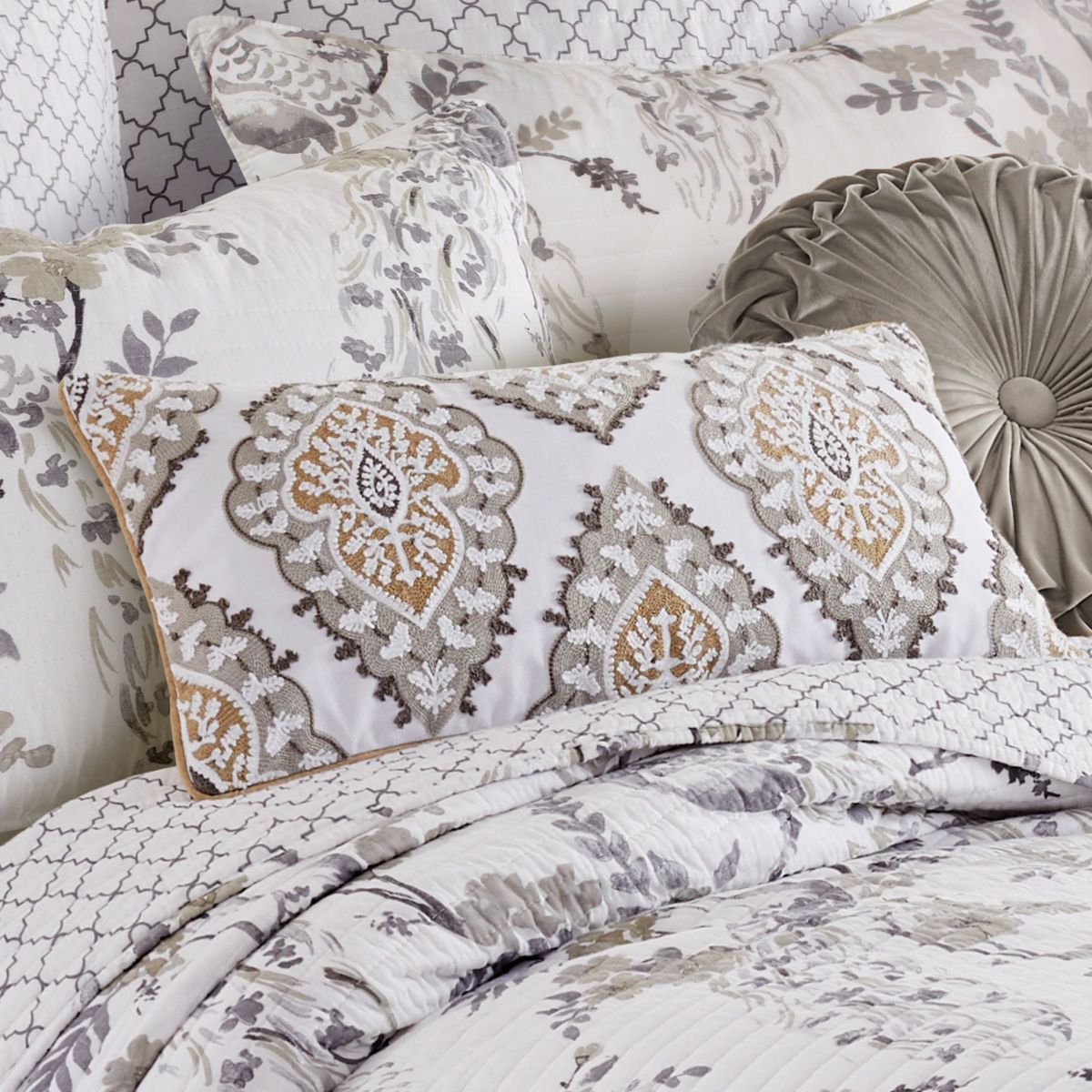 Pisa Embroidered Pillow