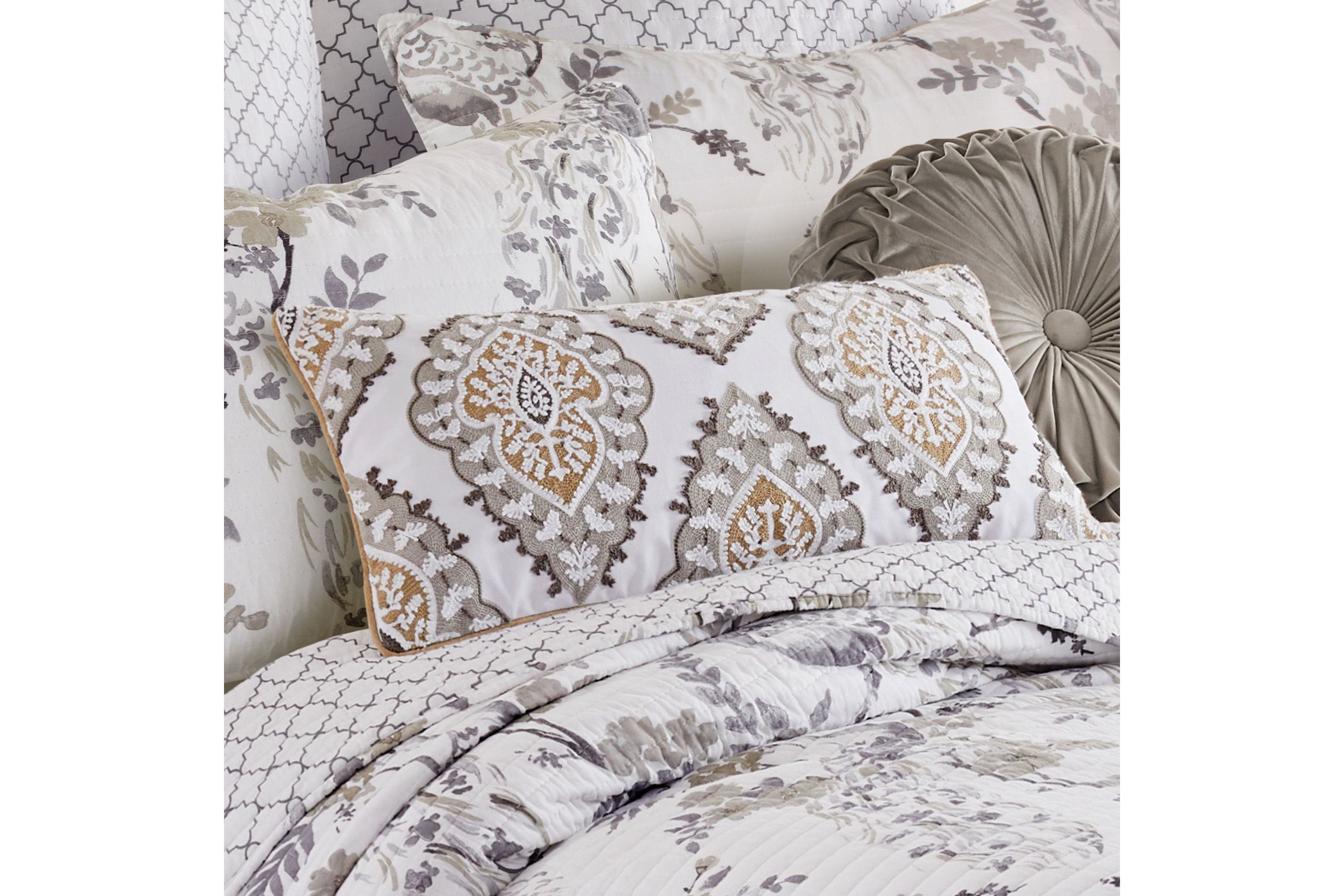 Pisa Embroidered Pillow