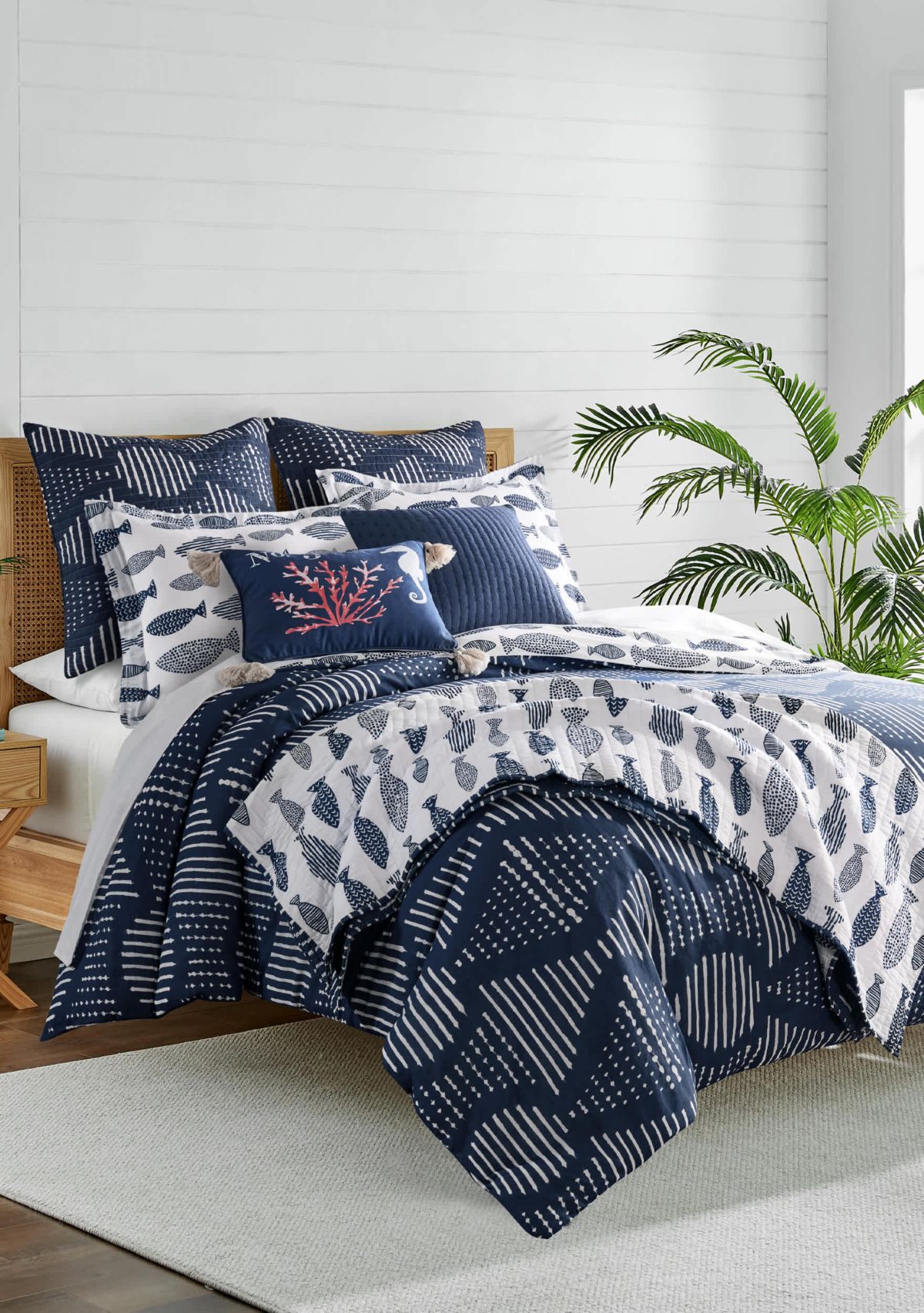 Bakio Comforter Set