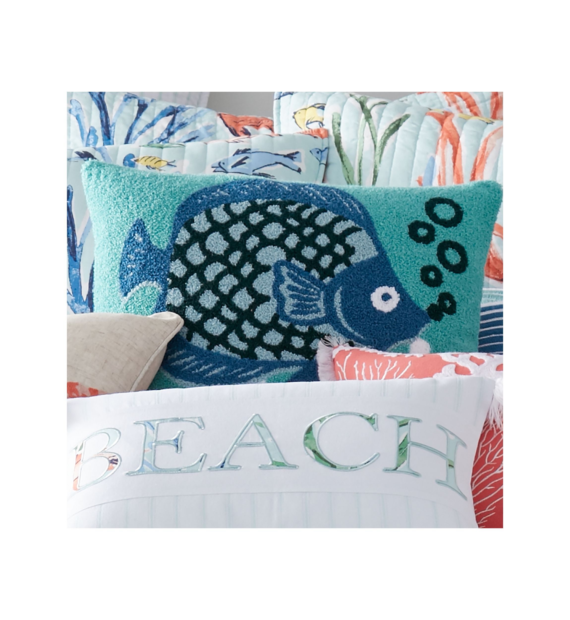 Sancti Petri Fish Pillow