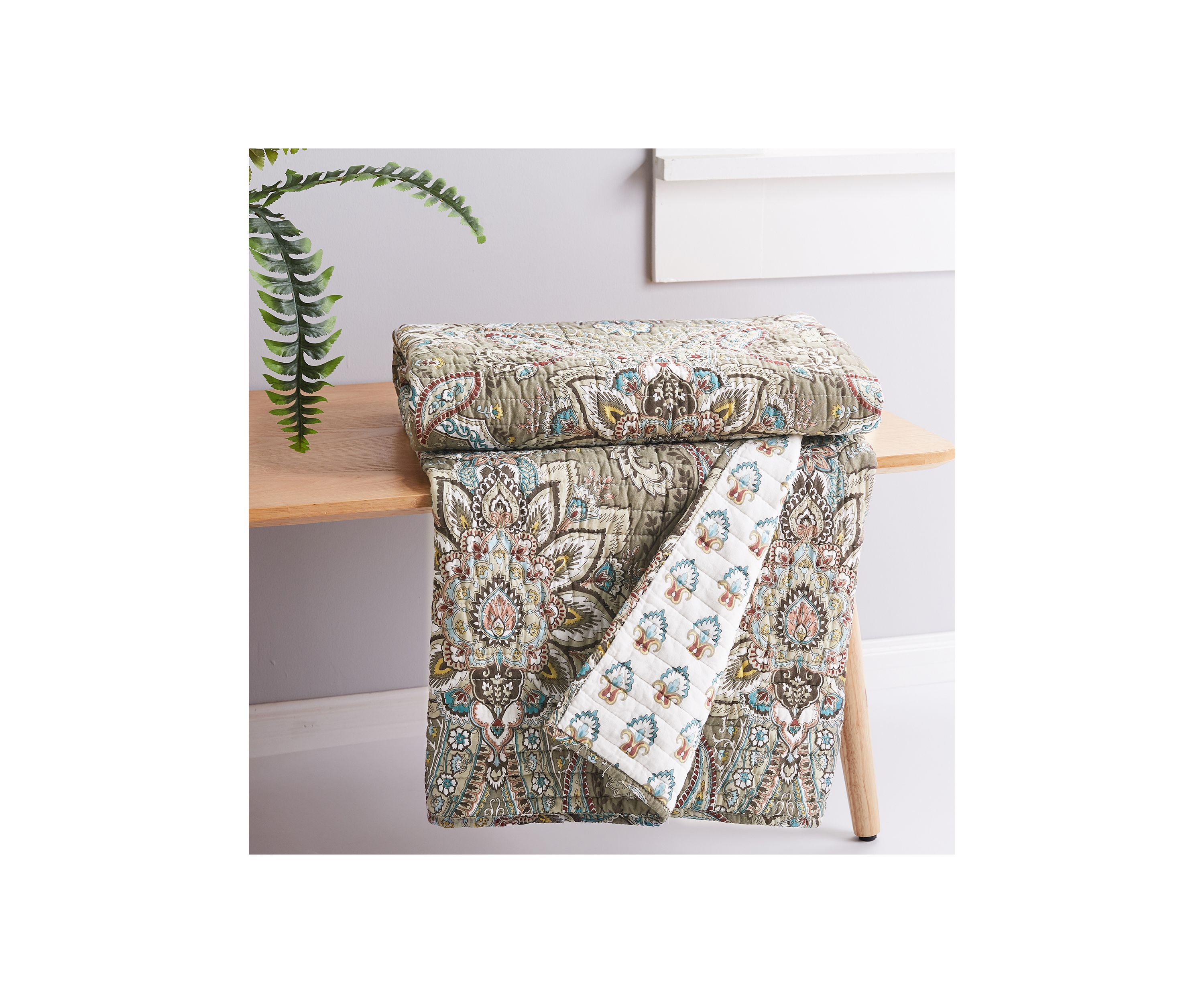 Kassandra Quilted Throw
