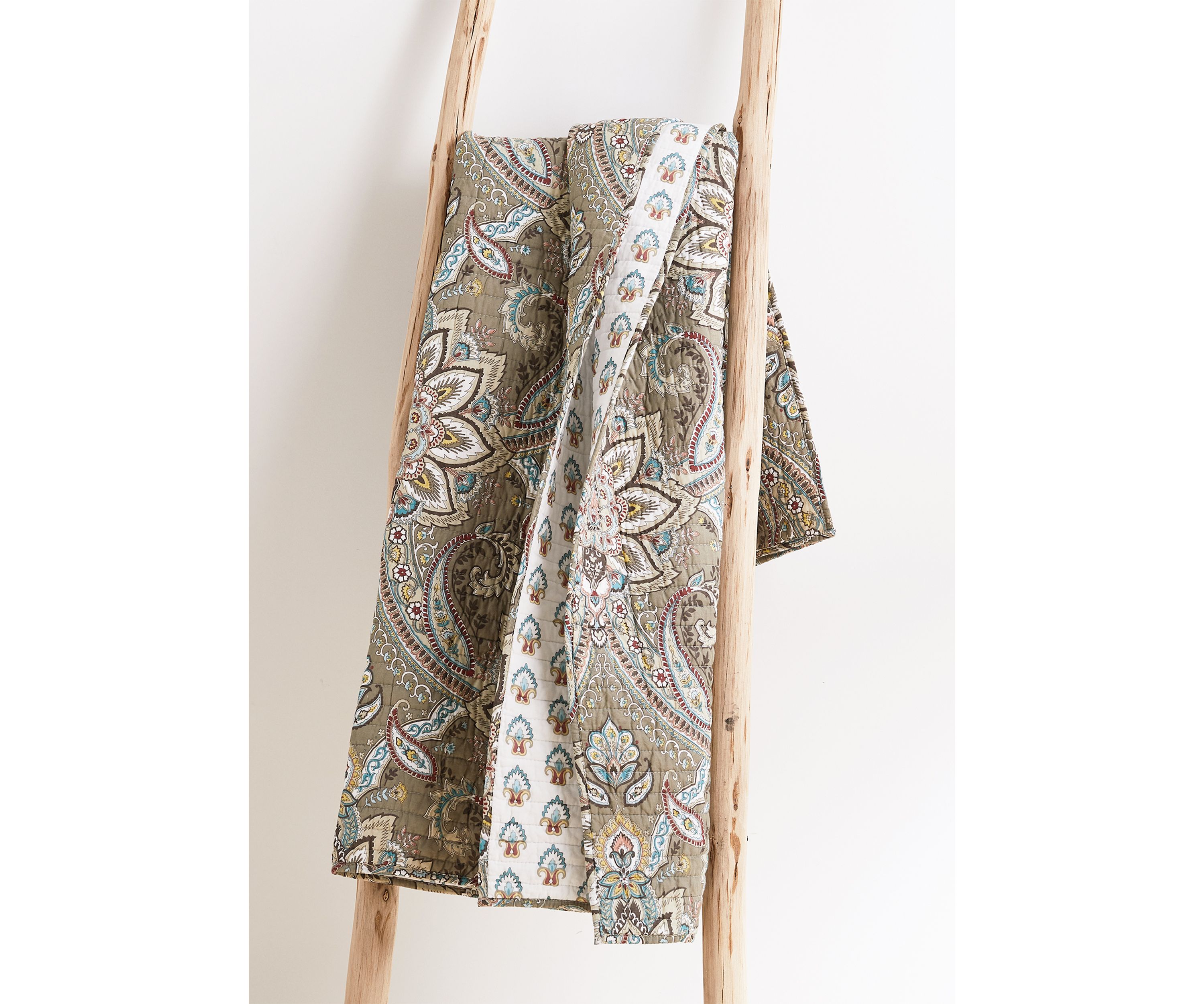 Kassandra Quilted Throw