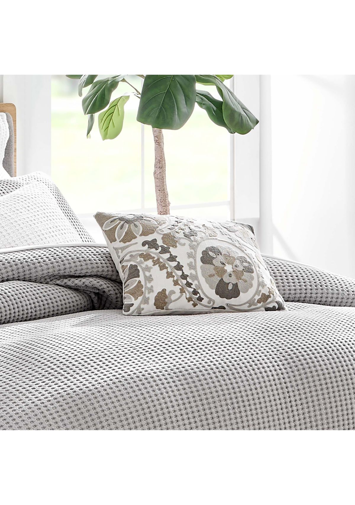 Mills Crewel Suzani Pillow