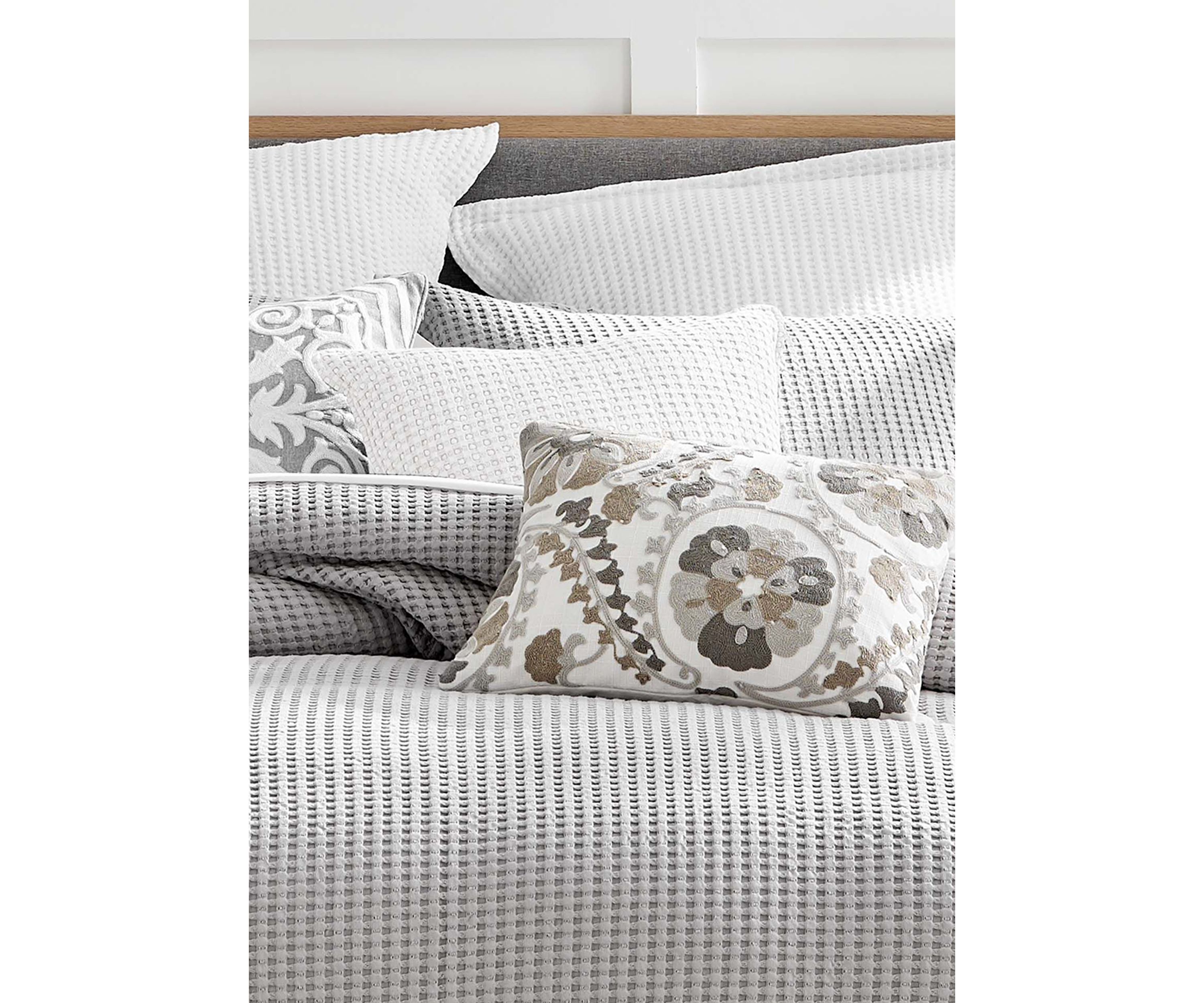 Mills Medallion Pillow