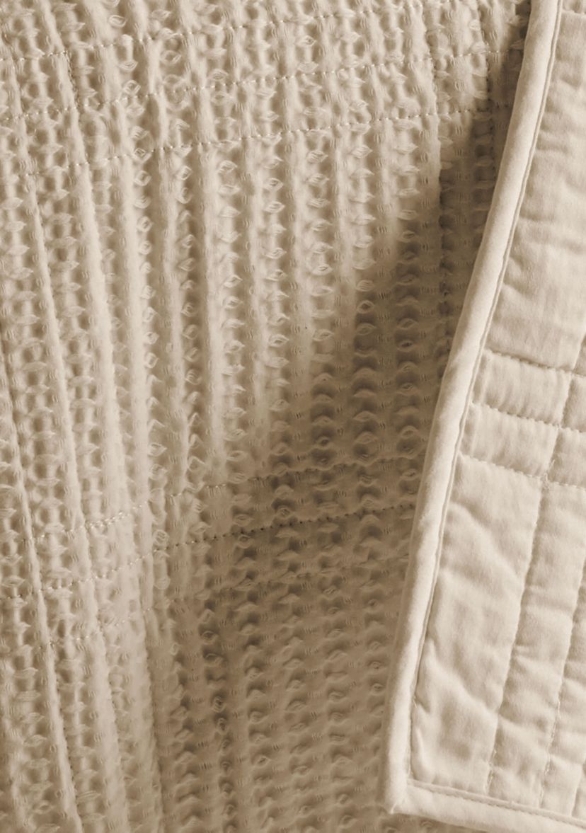 Cloud Waffle Quilted Throw Blanket