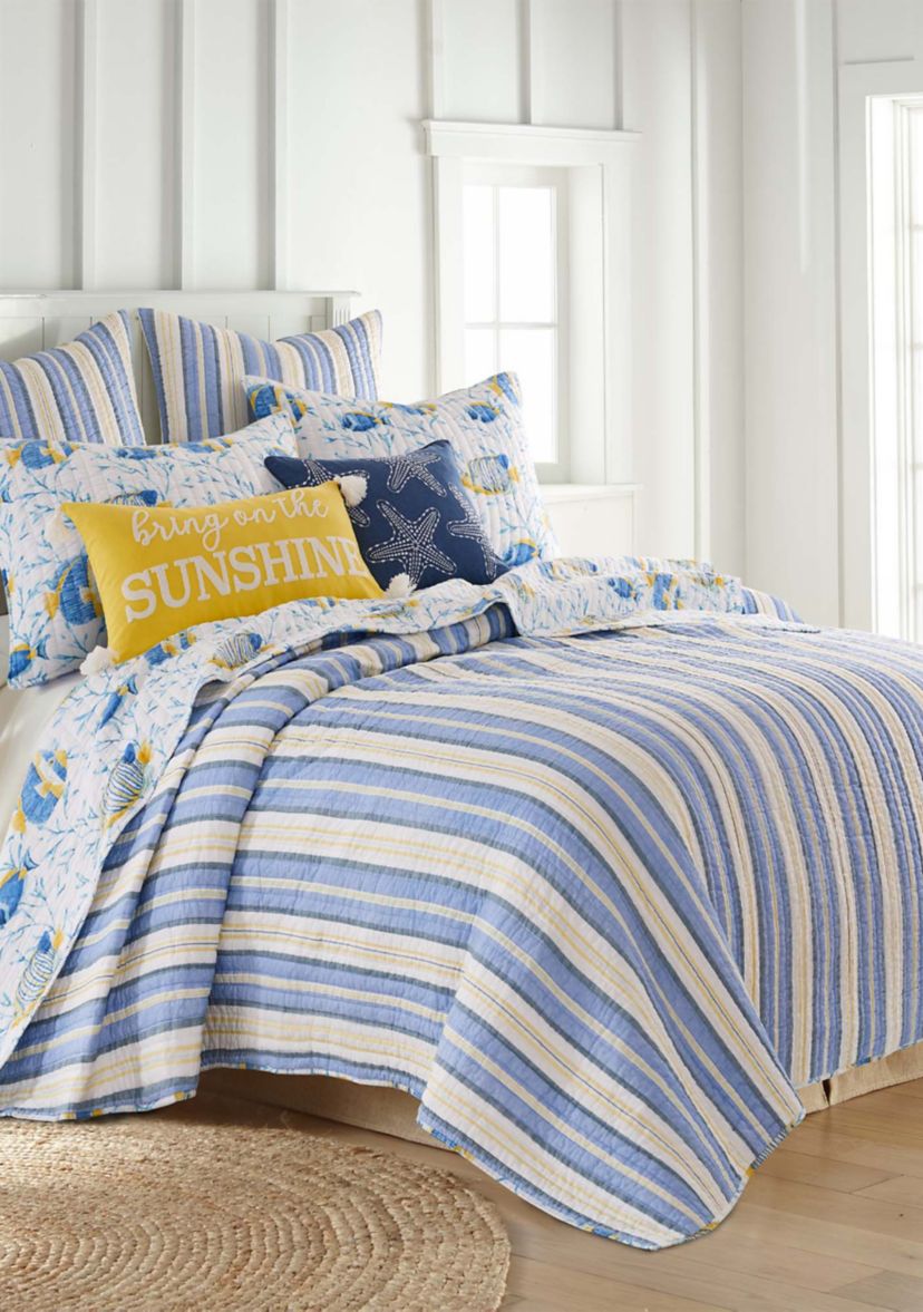 Tropical Sea Twin Quilt Set