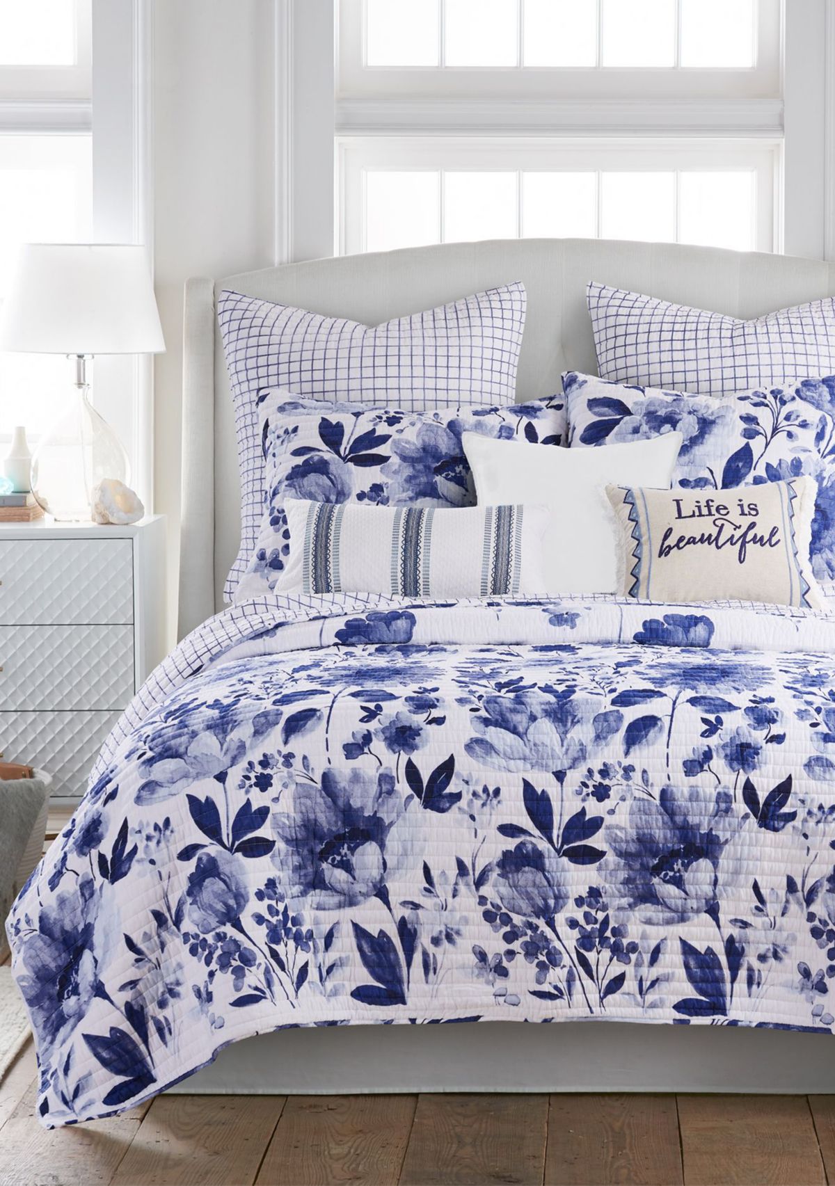 Riella Garden Full/Queen Quilt Set