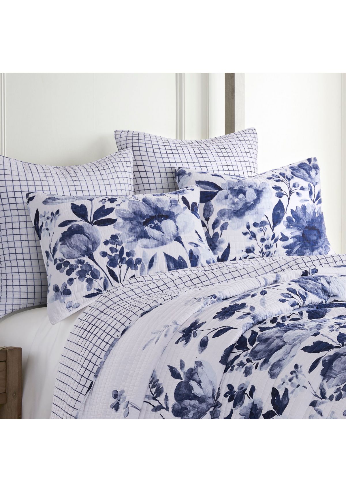 Riella Garden Full/Queen Quilt Set