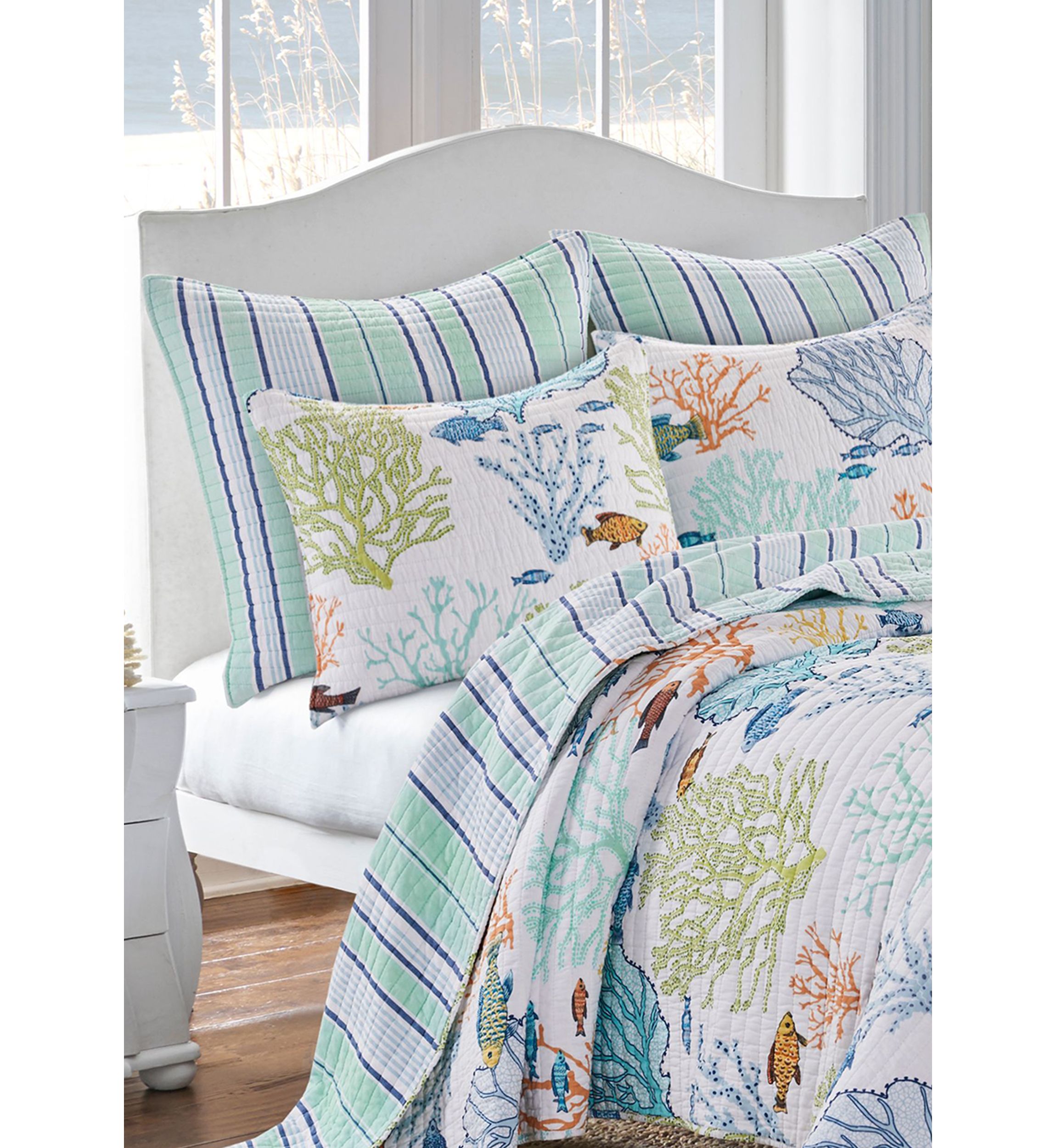 Deep Sea Multicolor Full/Queen Quilt Set