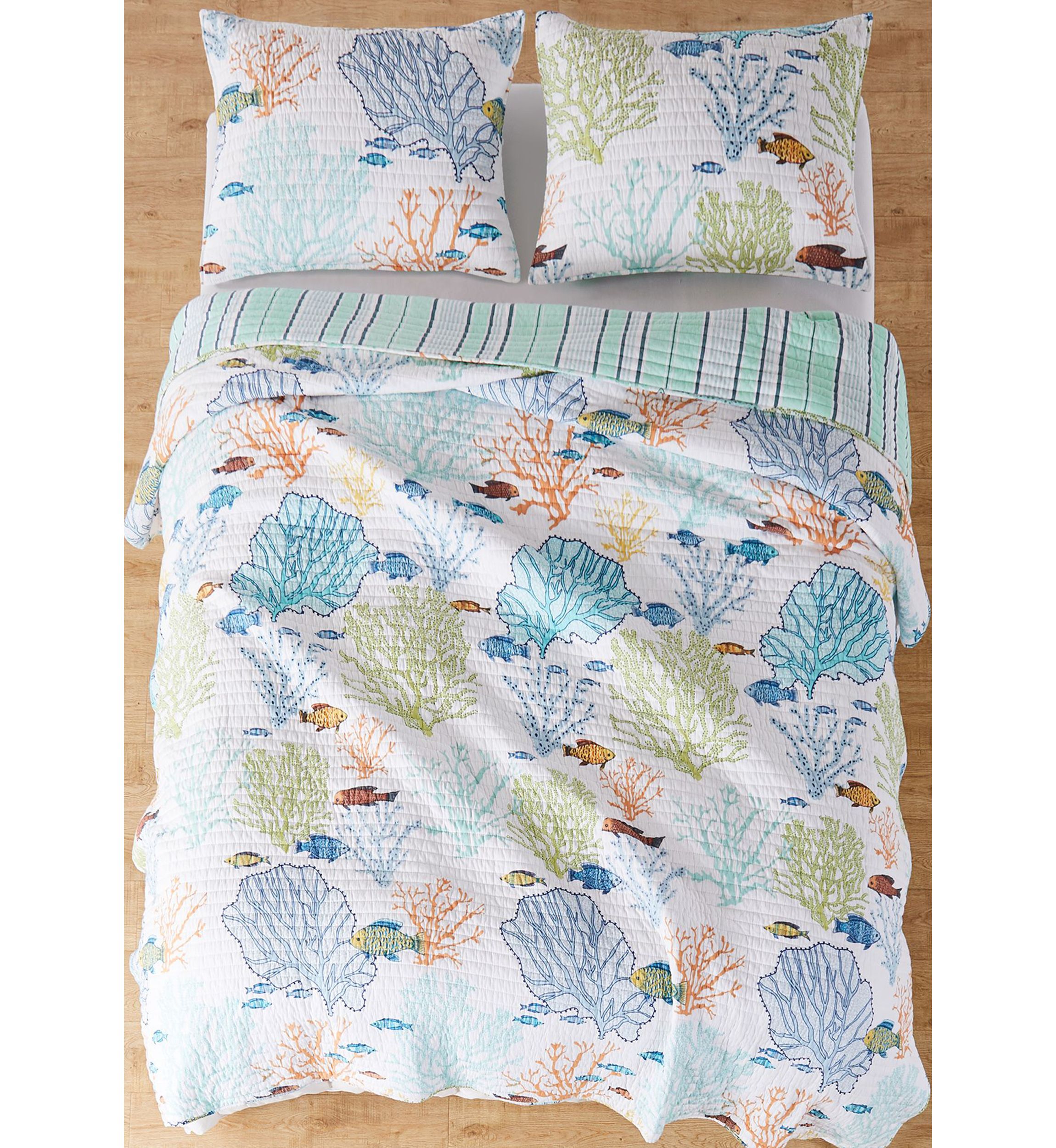 Deep Sea Multicolor Full/Queen Quilt Set