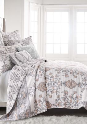 Filigree Twin Quilt Set