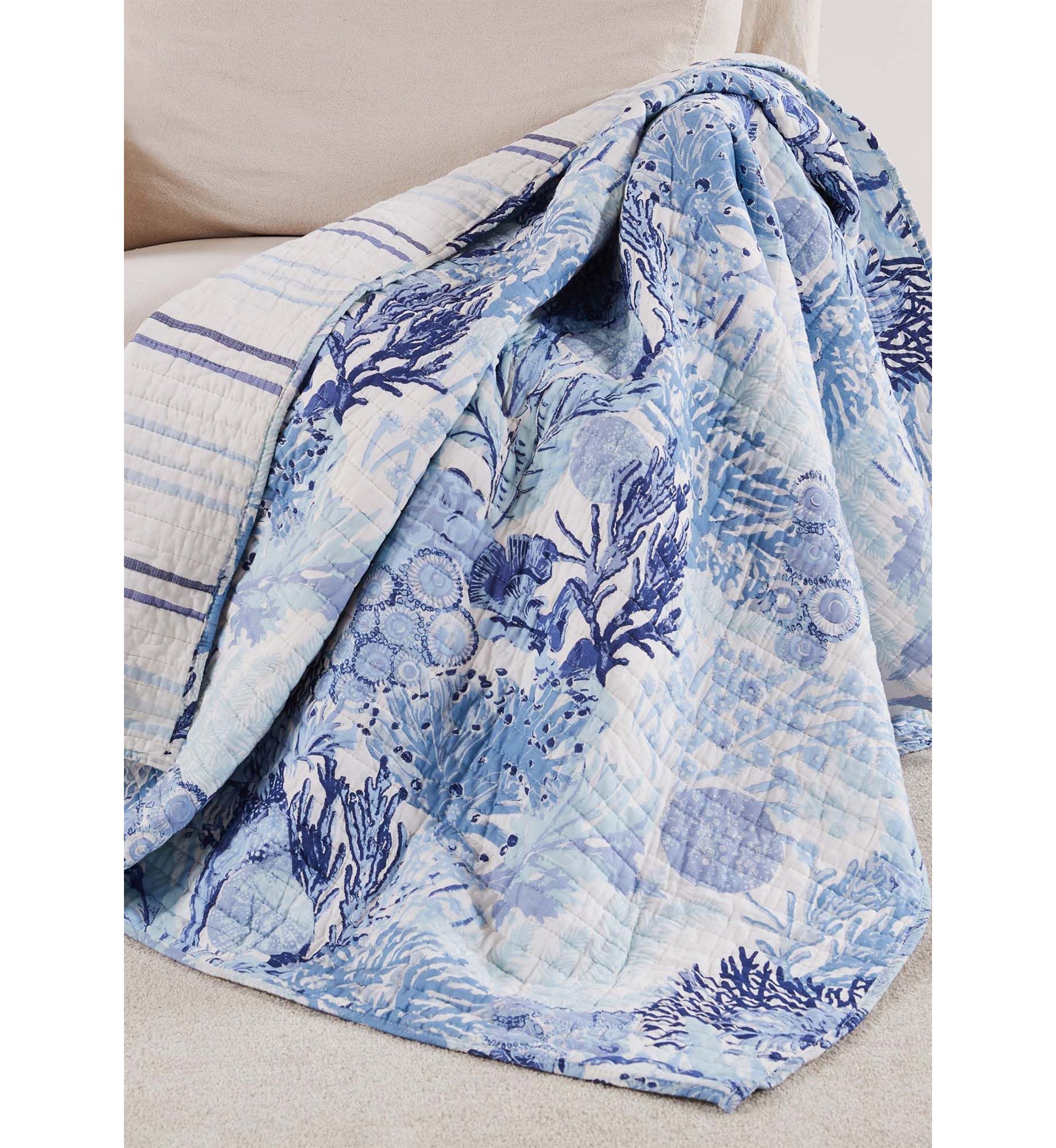 Reef Dream Quilted Throw