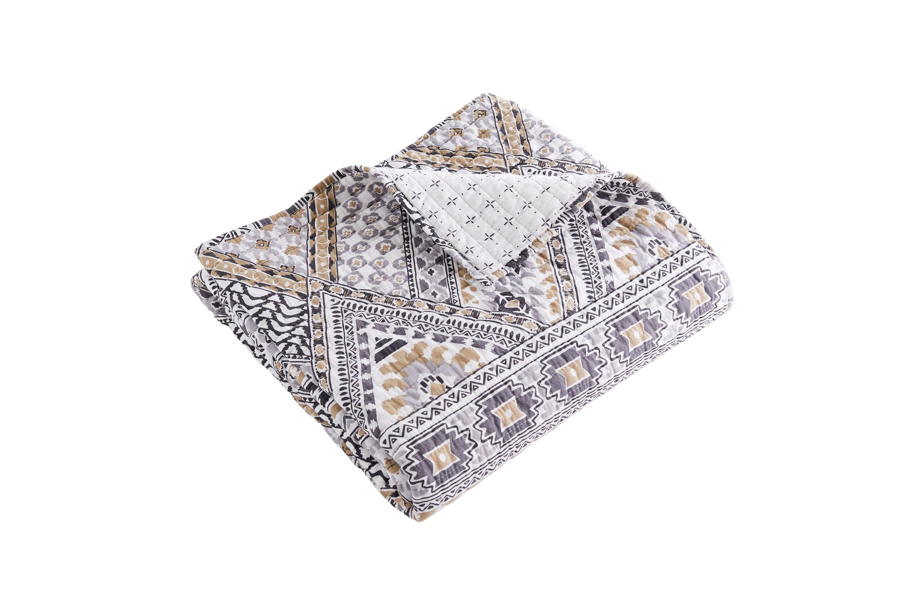 Etrada Quilted Throw