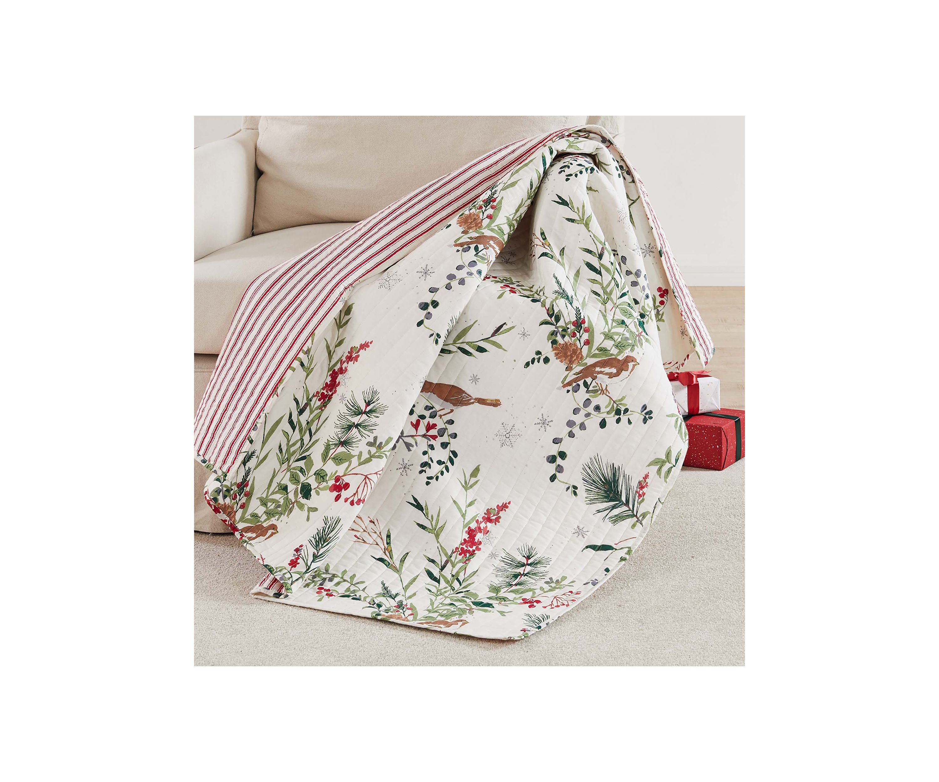 Winterberry Forest Quilted Throw