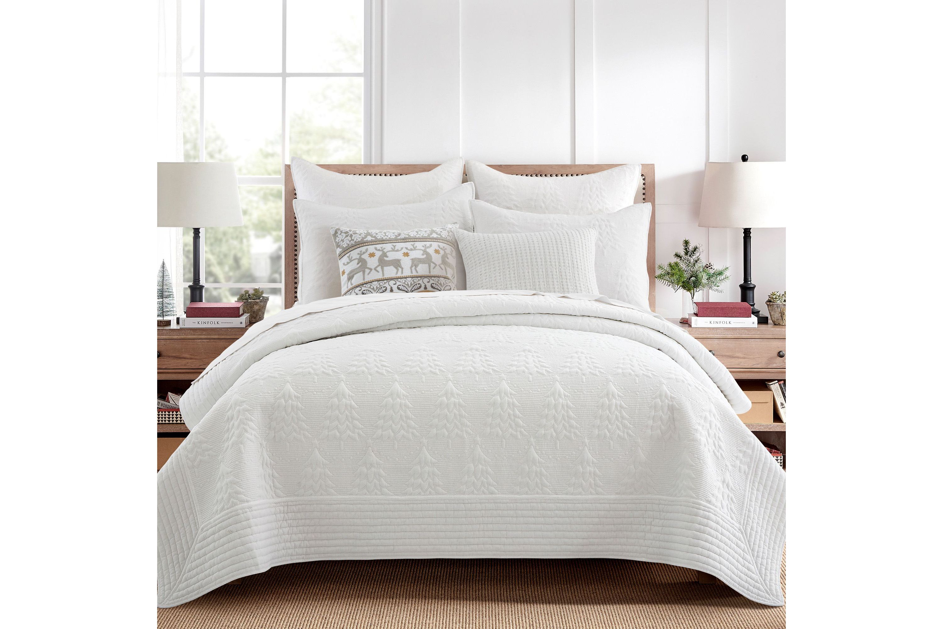 O Christmas Tree White Euro Sham Set of 2