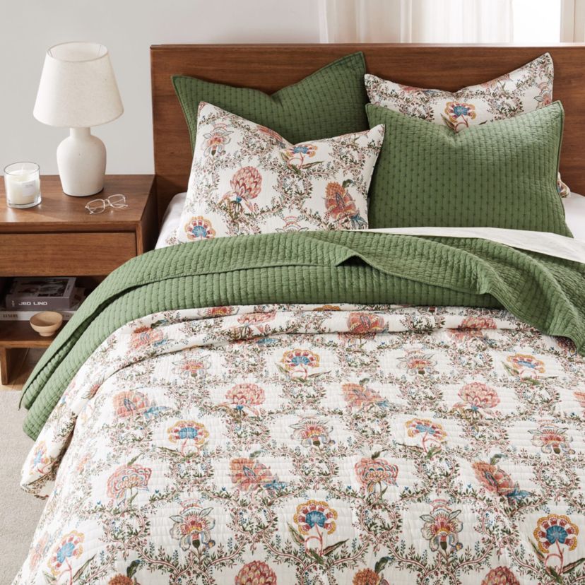 Inaya King Quilt Set