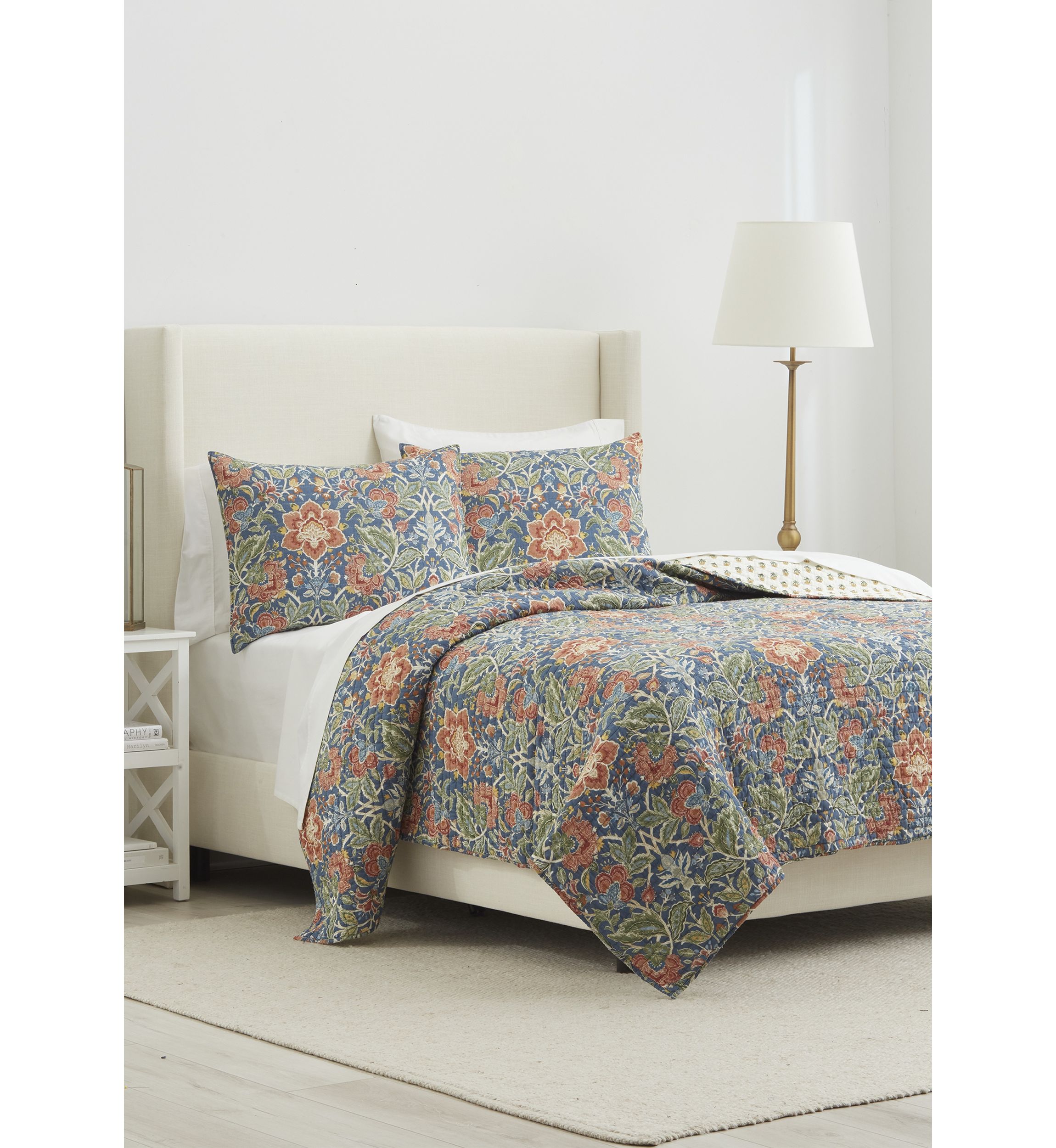 Viola Quilt Set