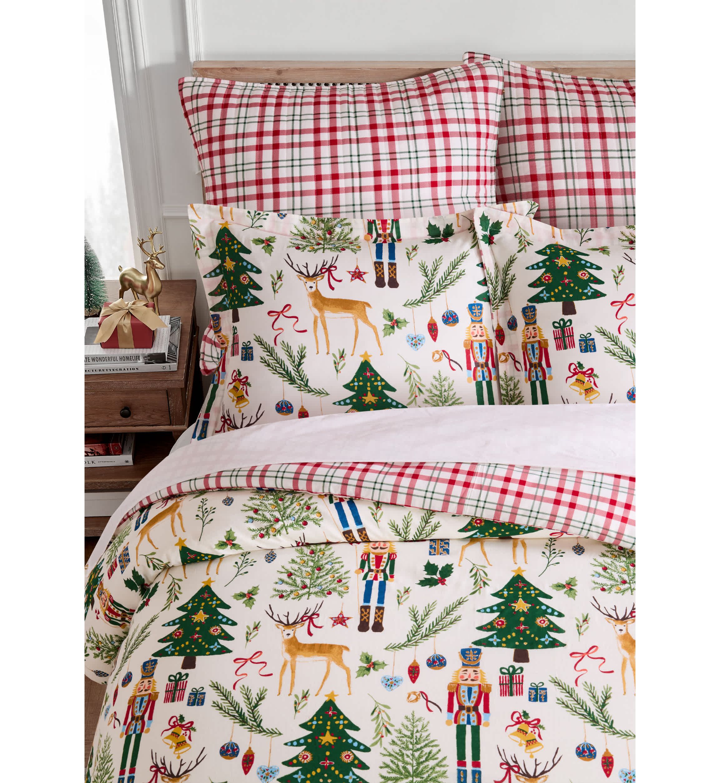 Nutcracker Comforter Set
