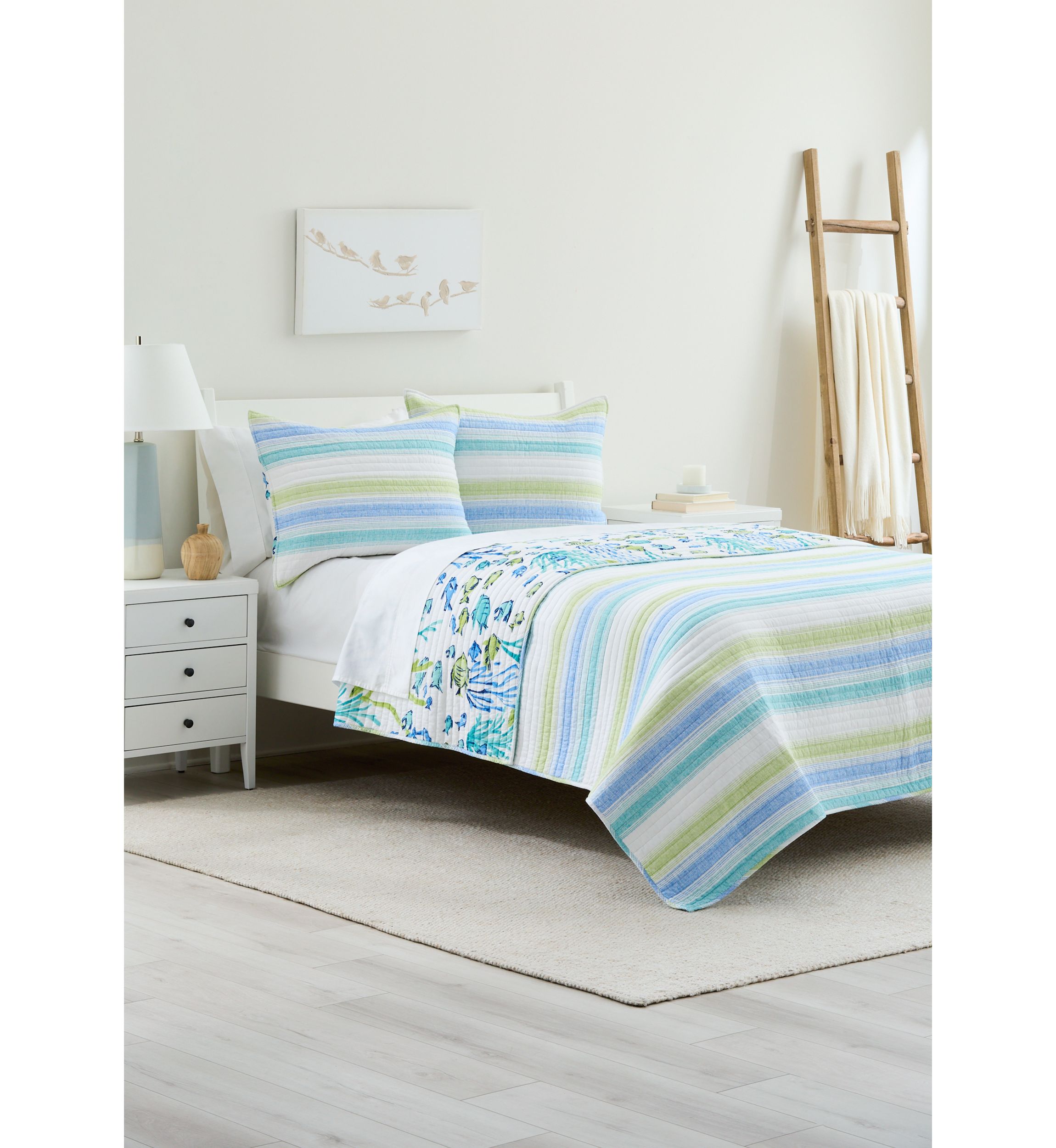 Ombre Tides Quilt Set