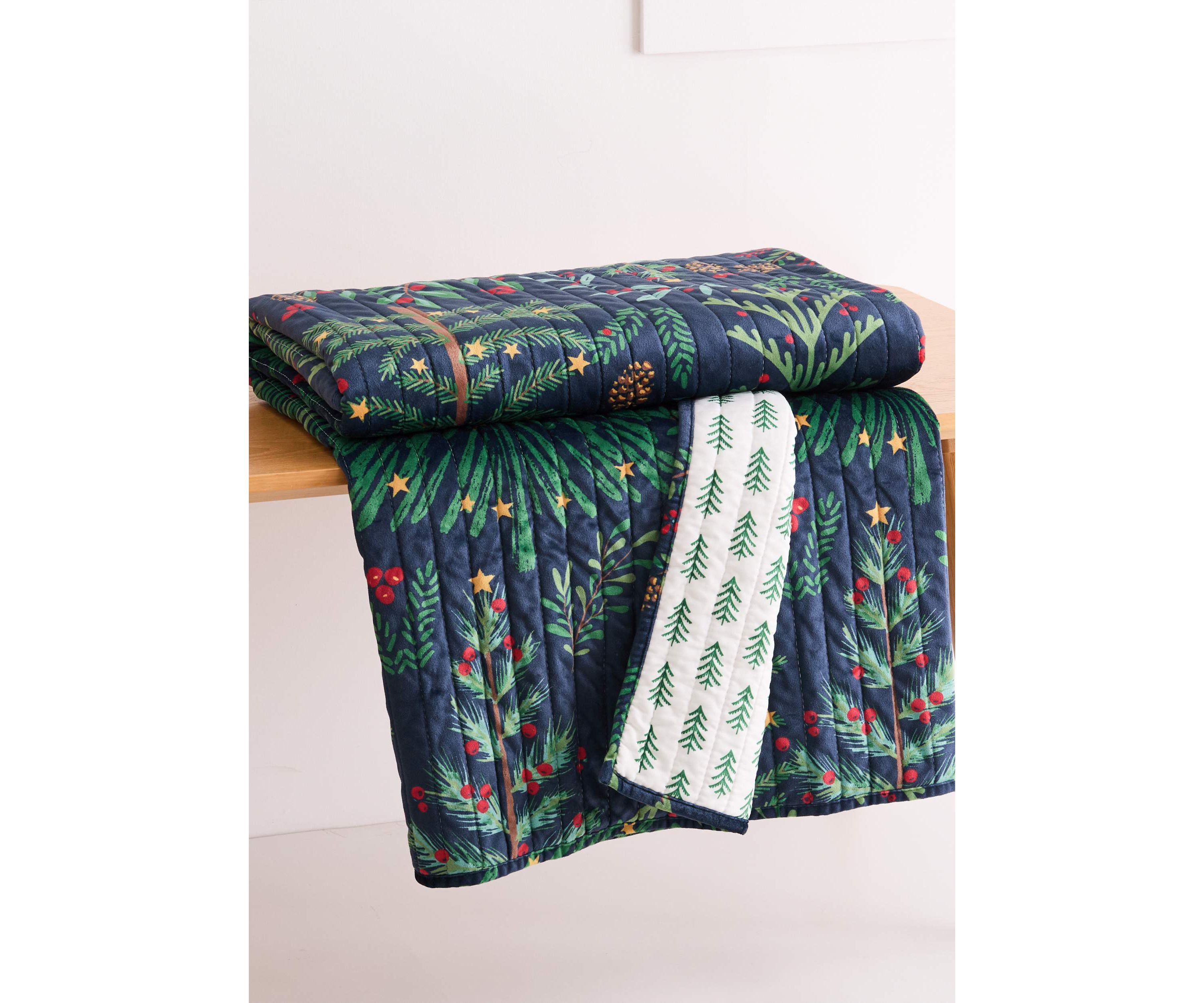 Woodsy Wonder Quilted Throw