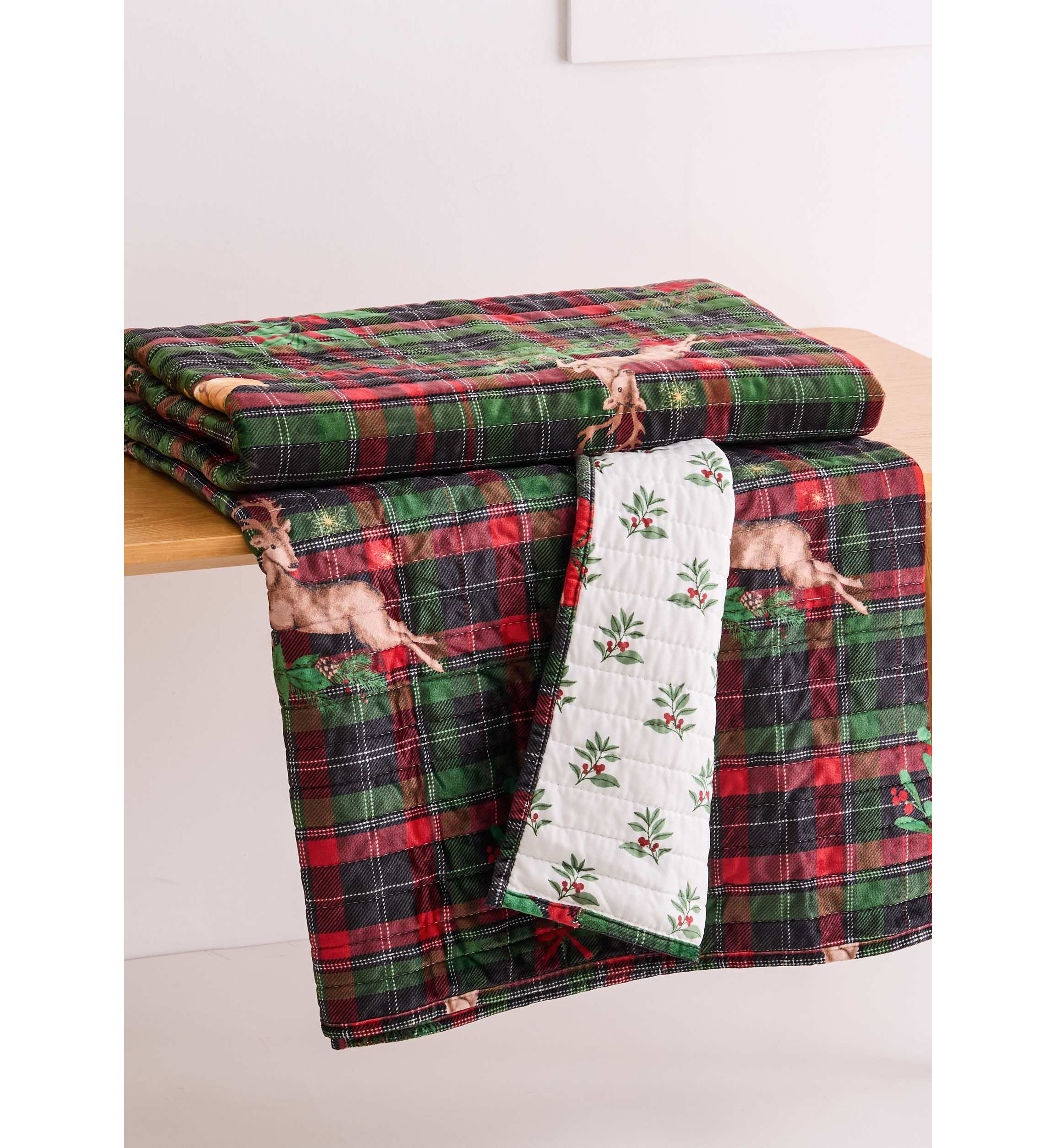 Merry Tartan Quilted Throw