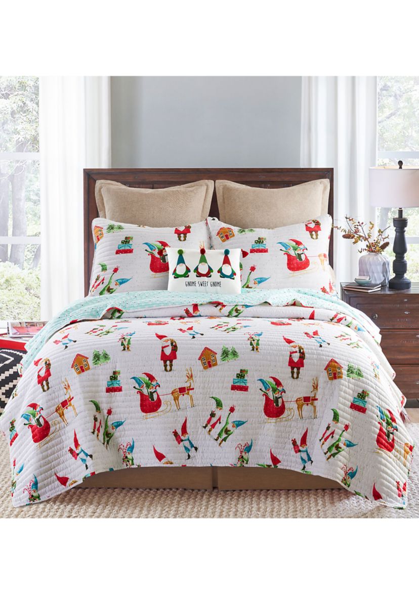 Gnome for the Holidays White Twin Quilt