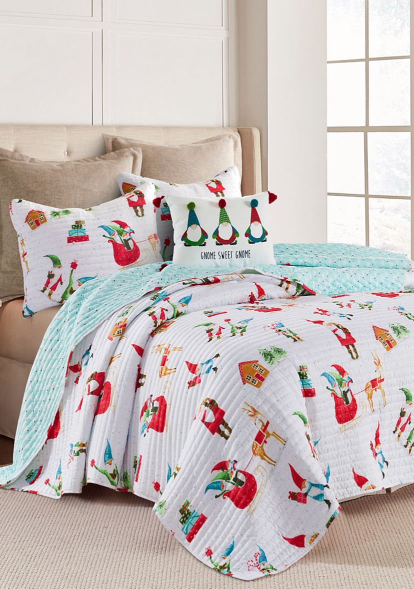 Gnome for the Holidays White Twin Quilt