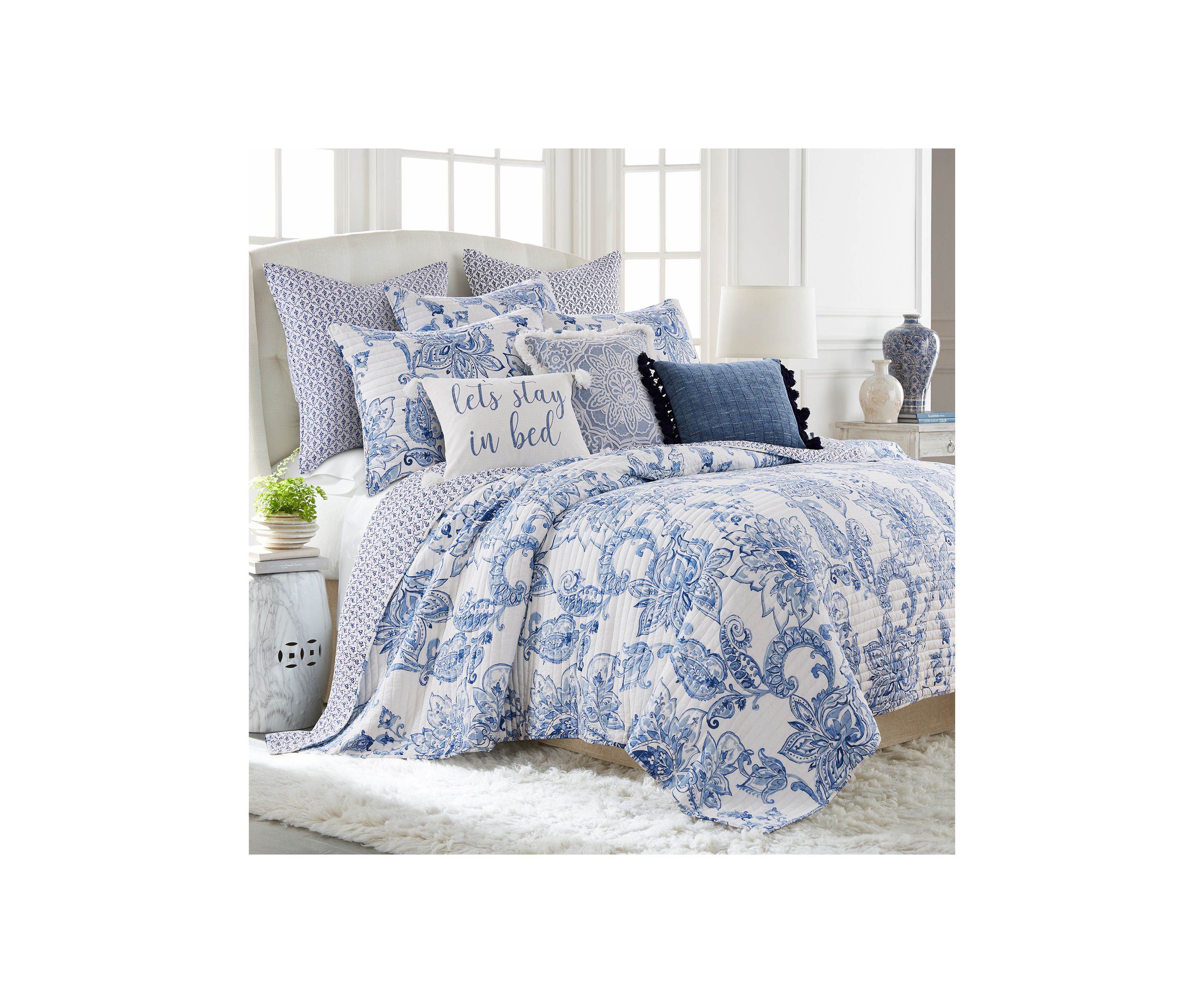  Bennett Tassel Pillow 