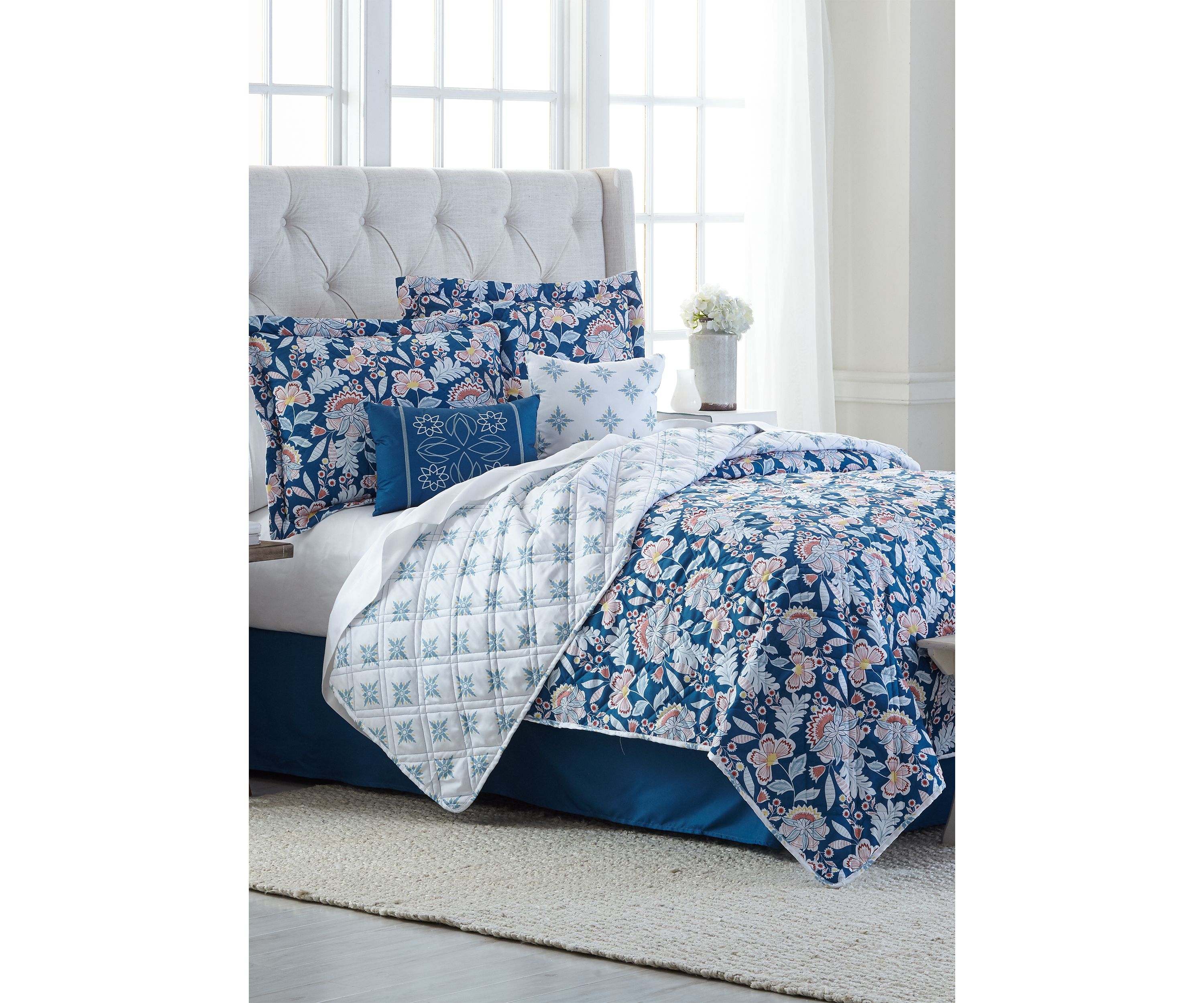 Marji 6 Piece Quilt Bed in a Bag Set