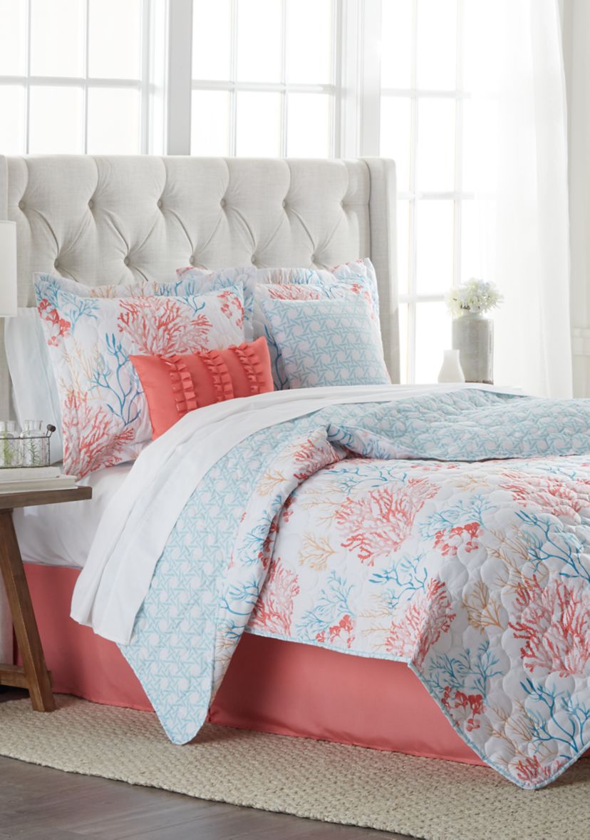Coraland Quilt Set