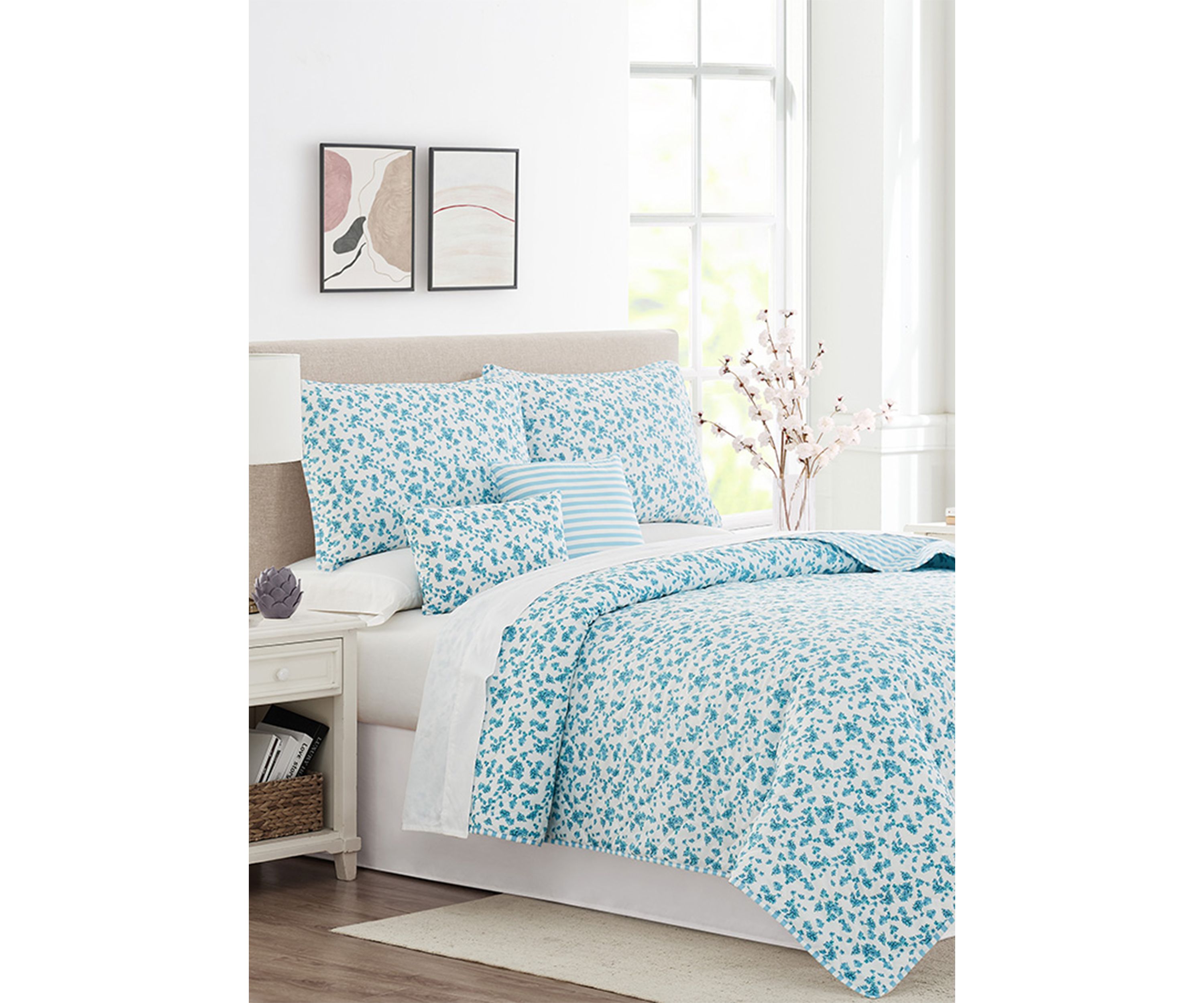 Tobie Floral 6 Piece Quilt Set