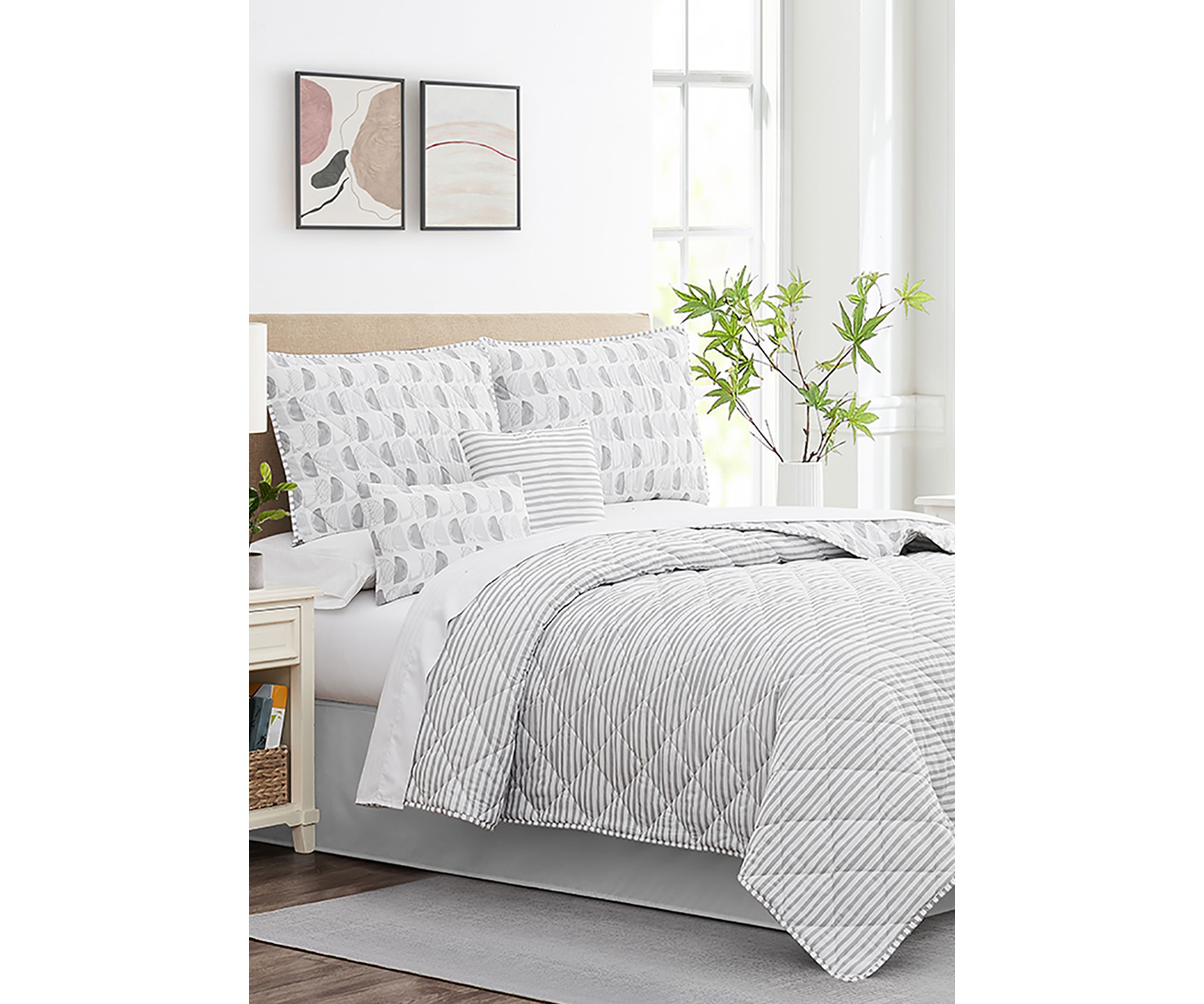 Gray Watercolor Half Circle Quilt Set