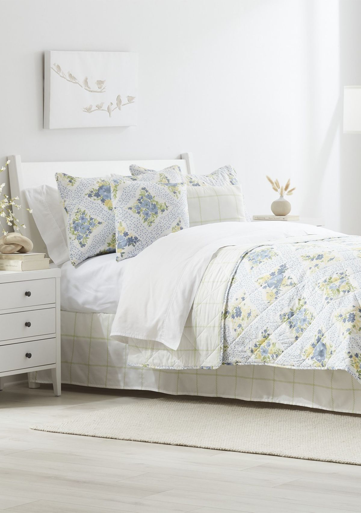 Spring Bloom Quilt Set