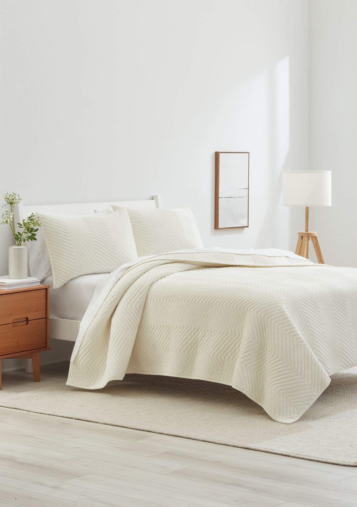 Chevron Velvet Quilt Set