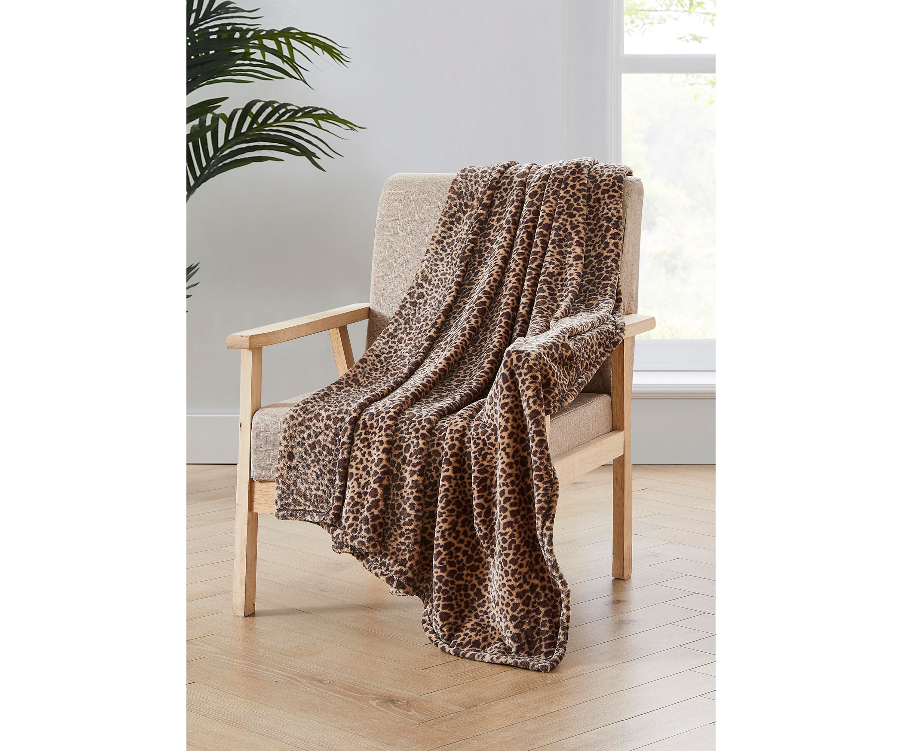 Cheetah Plush Throw Blanket