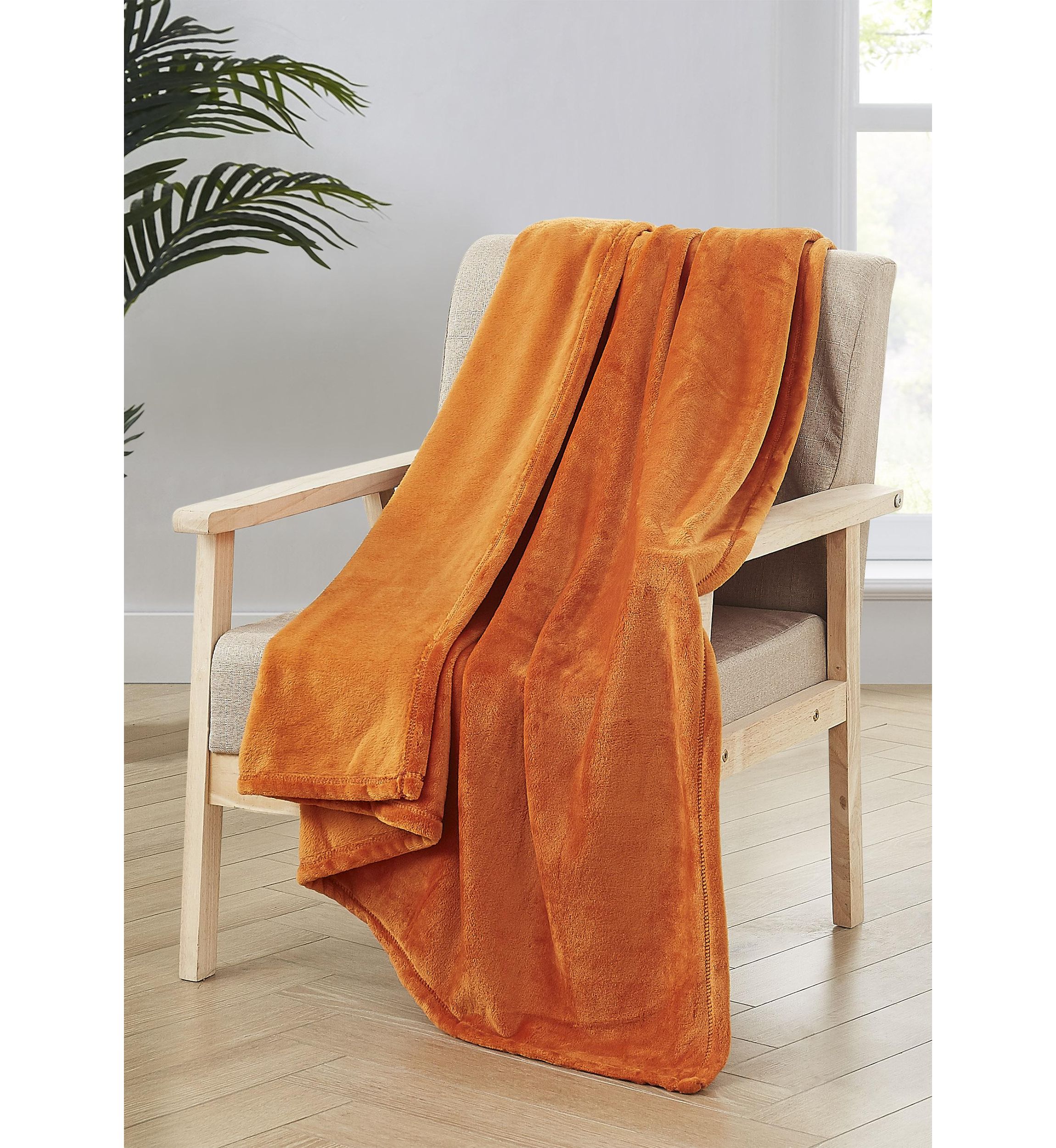 Solid Plush Throw Blanket