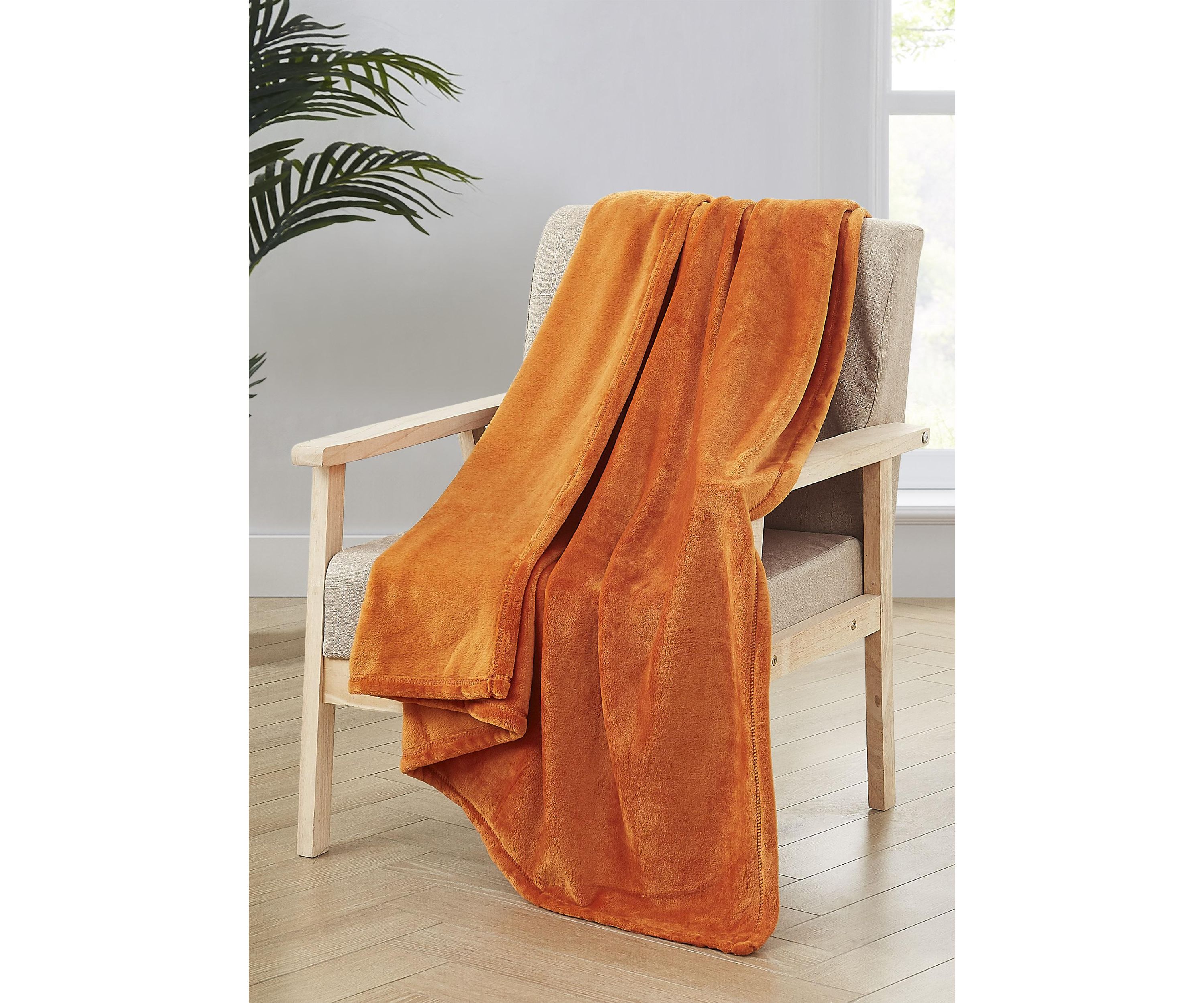 Solid Plush Throw Blanket