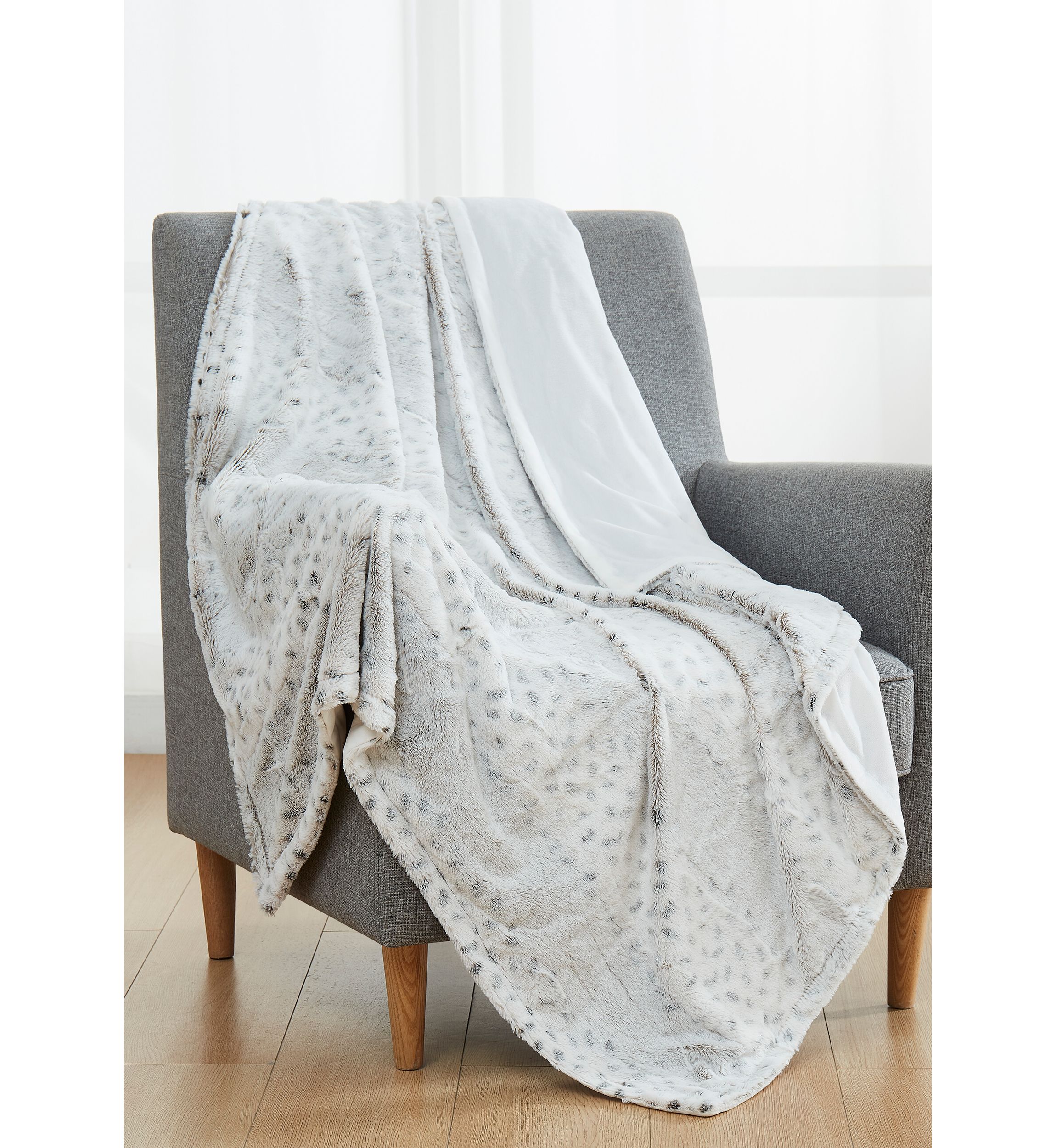 Snow Leopard Faux Fur Throw Blanket