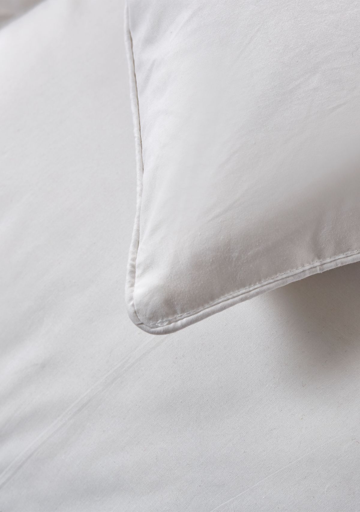All Season Count White Goose Feather And Down Fiber Comforter