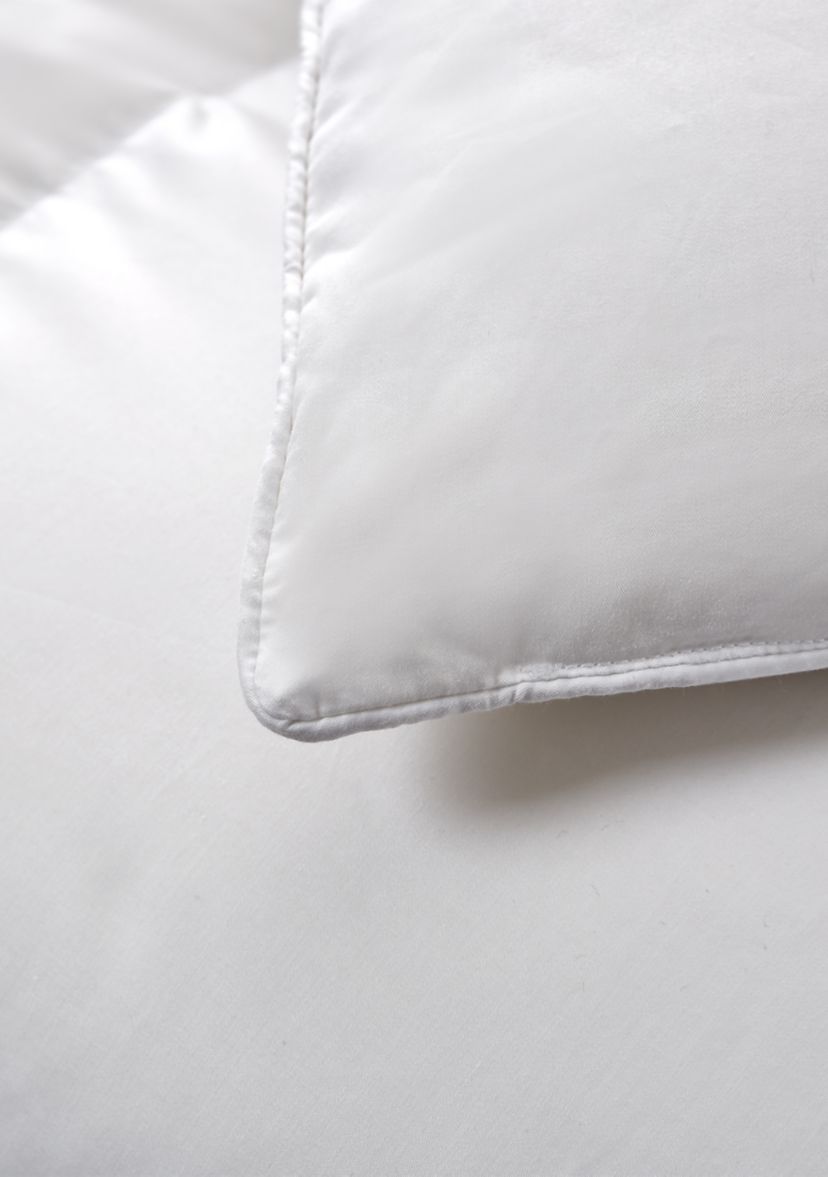 Extra Warmth White Down Fiber Comforter