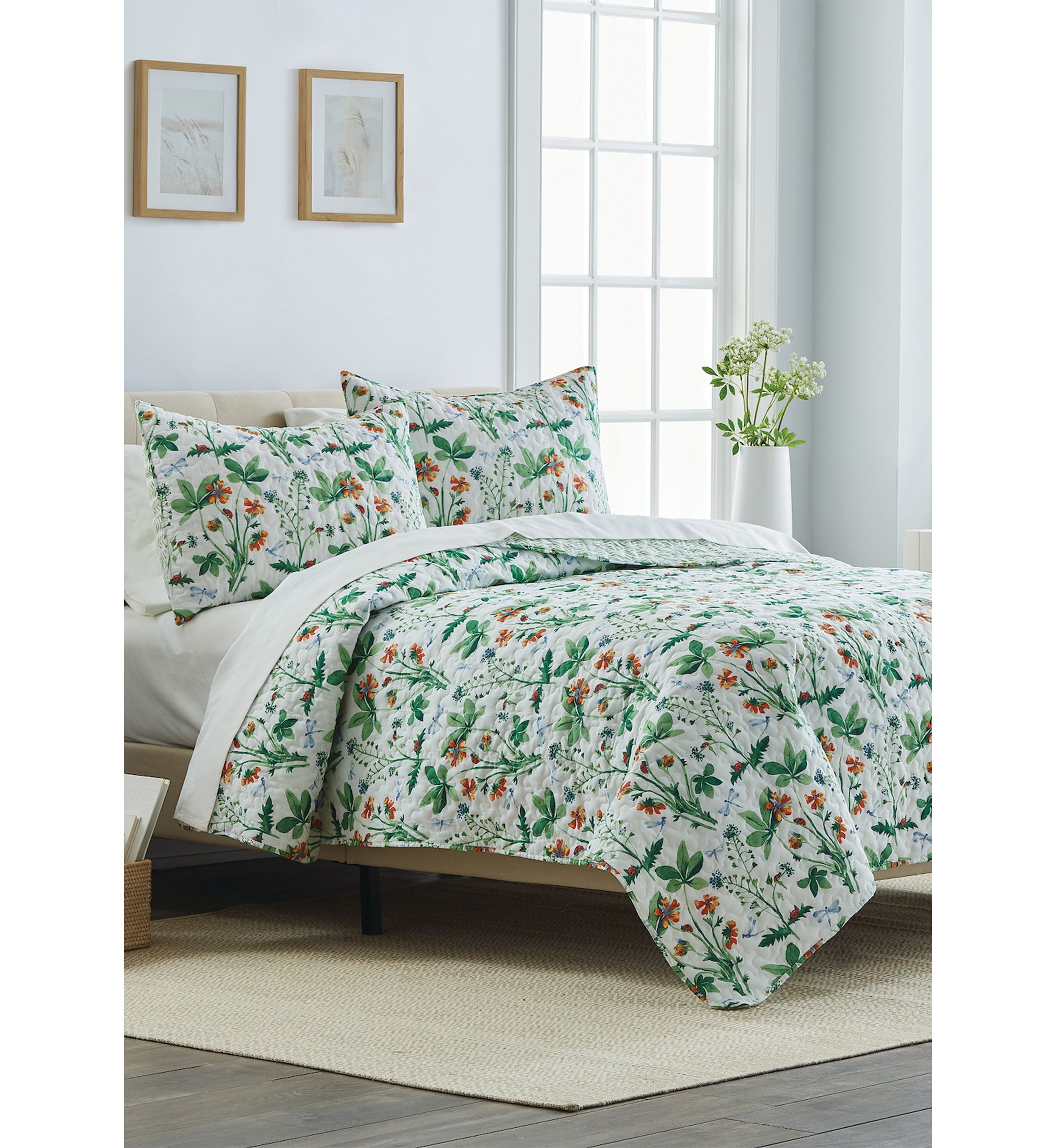 Chloes Meadow Quilt Set