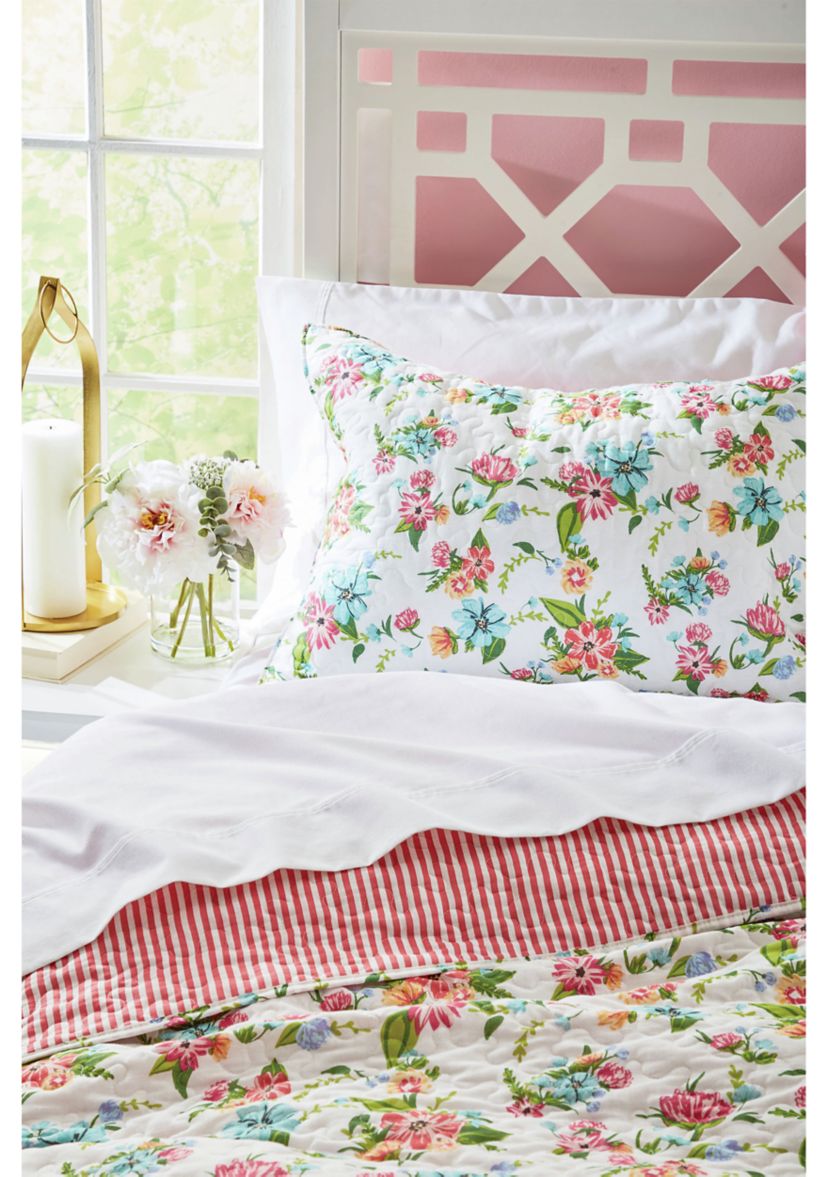 Pink Garden Quilt Set