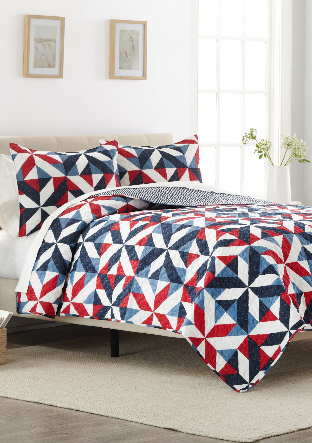 Boone Reversible Quilt Set 