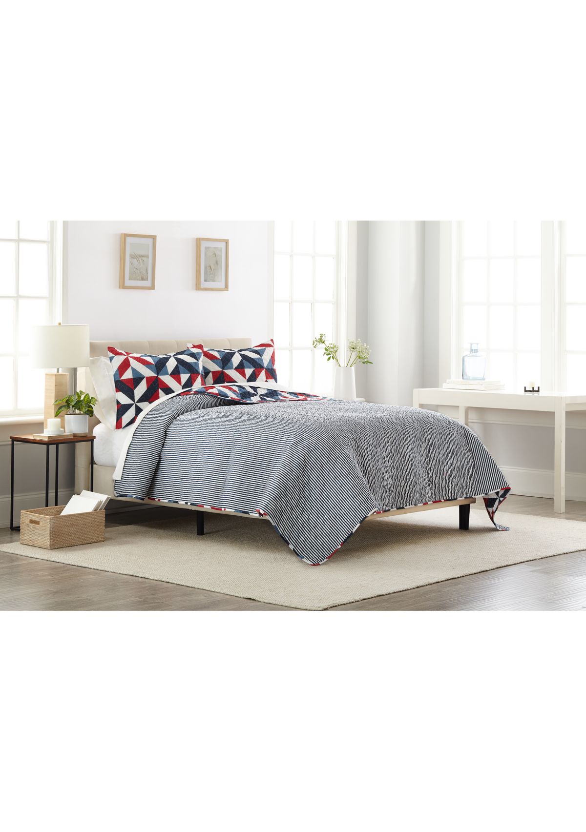 Boone Reversible Quilt Set 