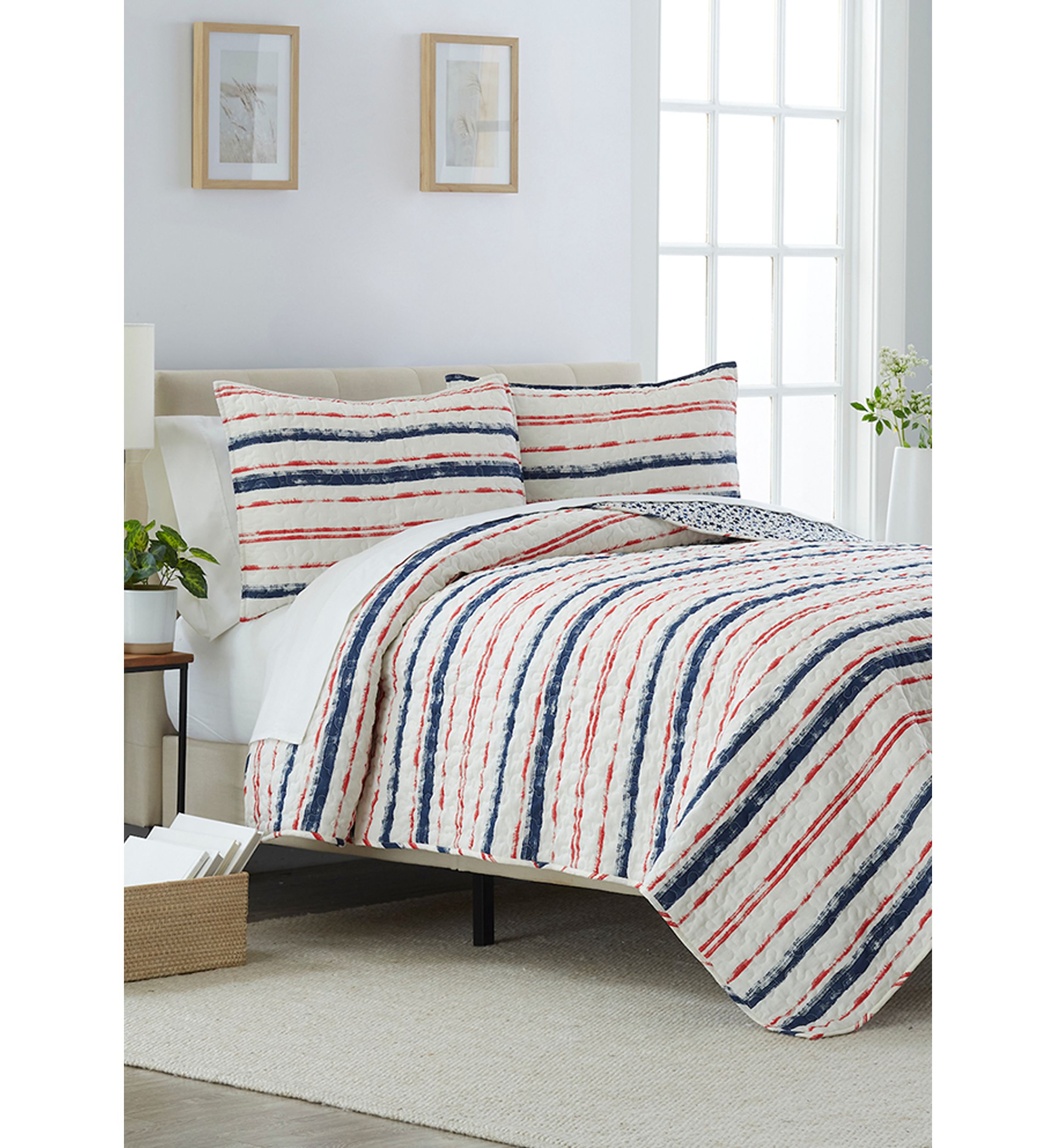 Red Dry Brush Quilt Set