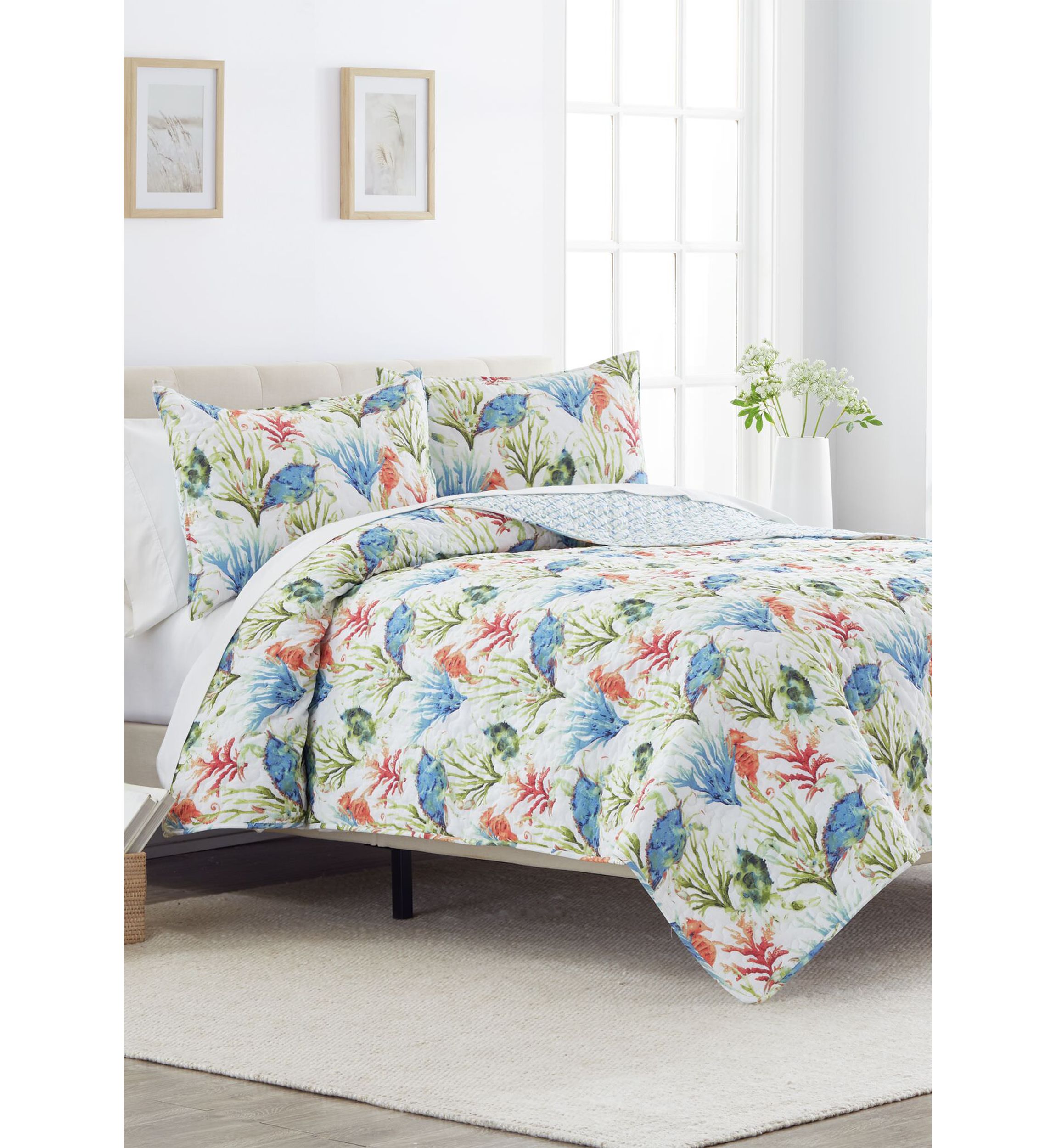 Coastal Haven Quilt Set 