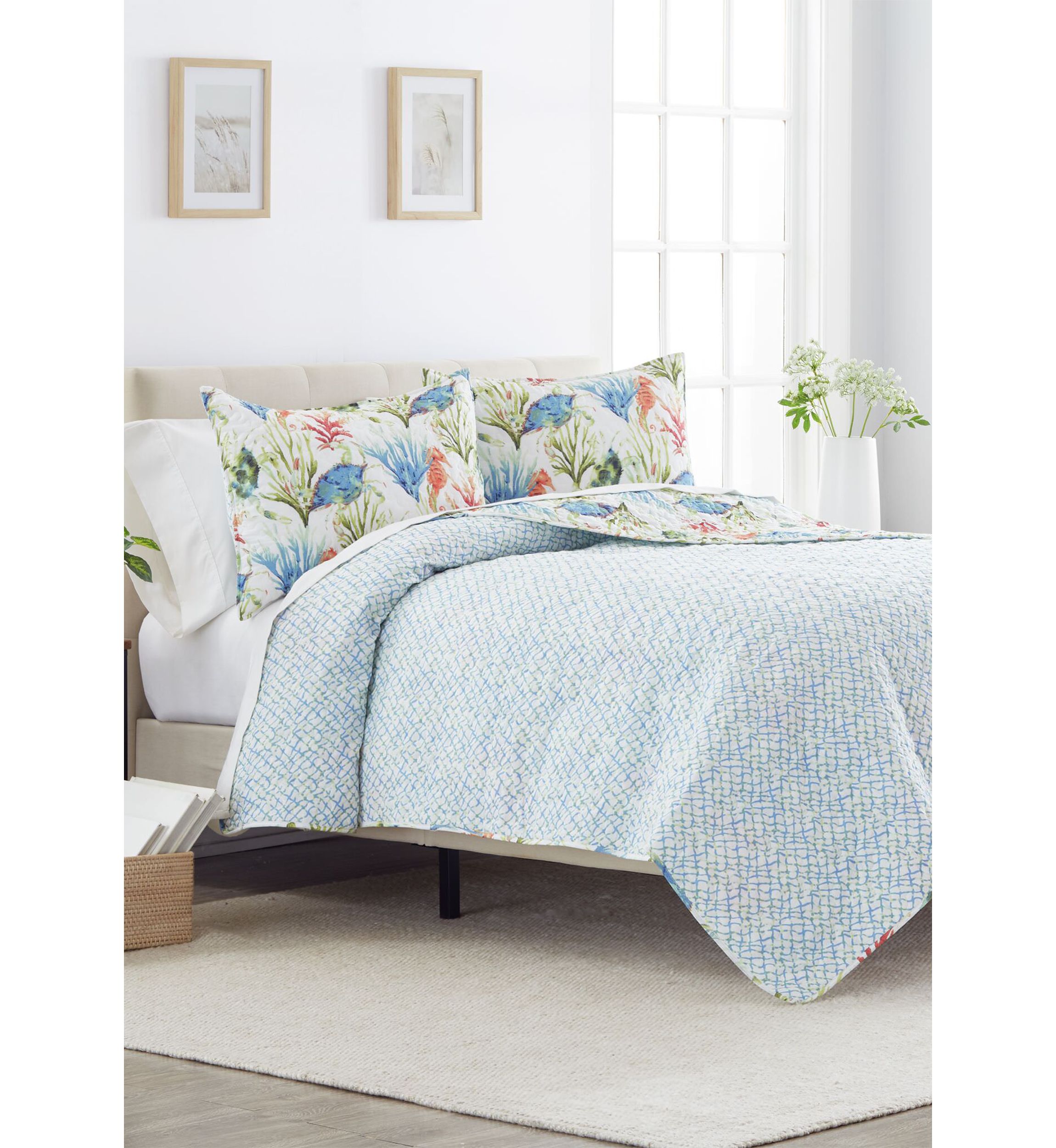 Coastal Haven Quilt Set 