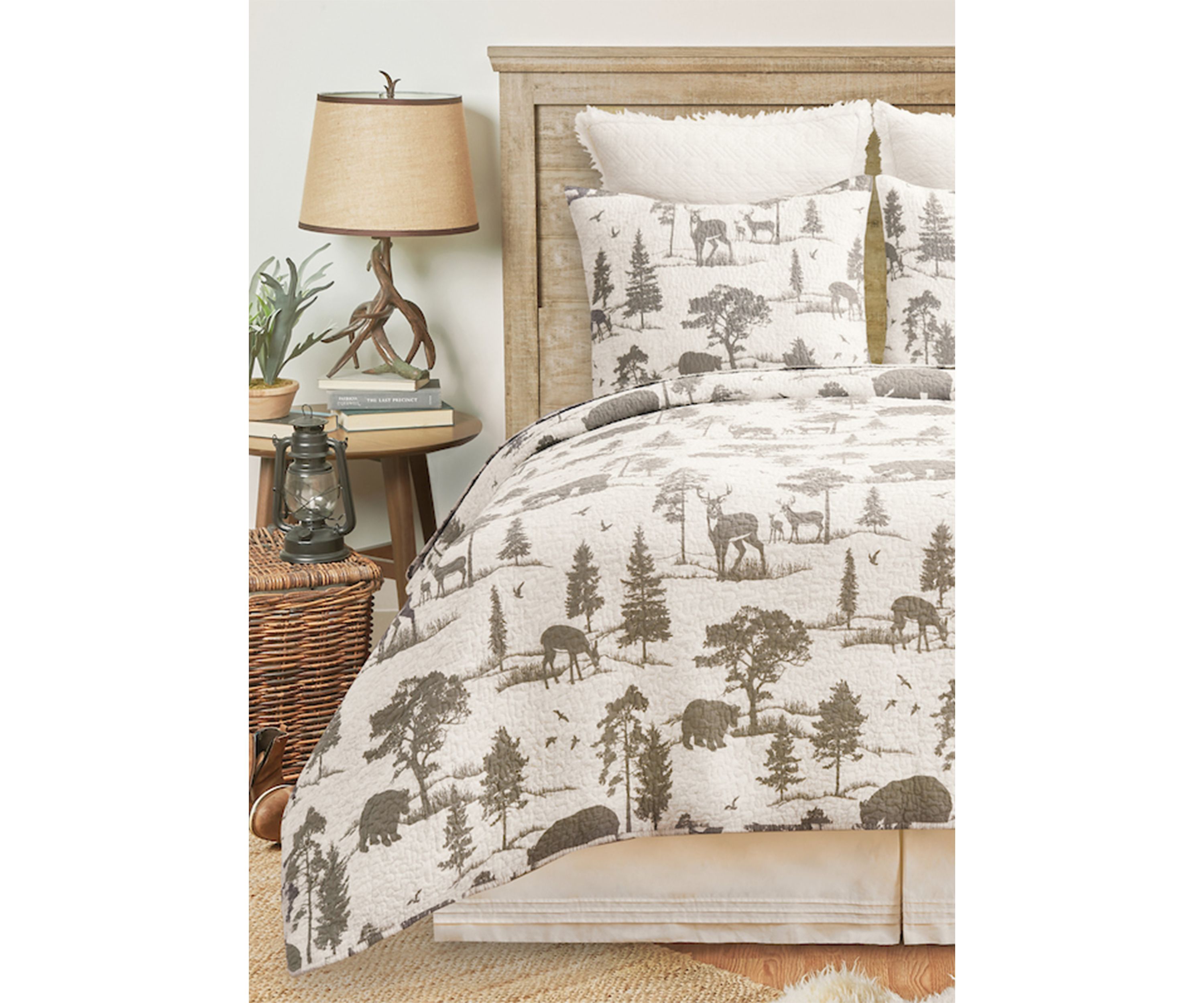 Hillside Royal Quilt Set