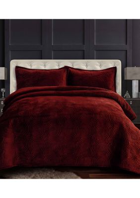 Tribeca Living Capri Medallion Velvet Oversized Solid Quilt Set, Red, Queen